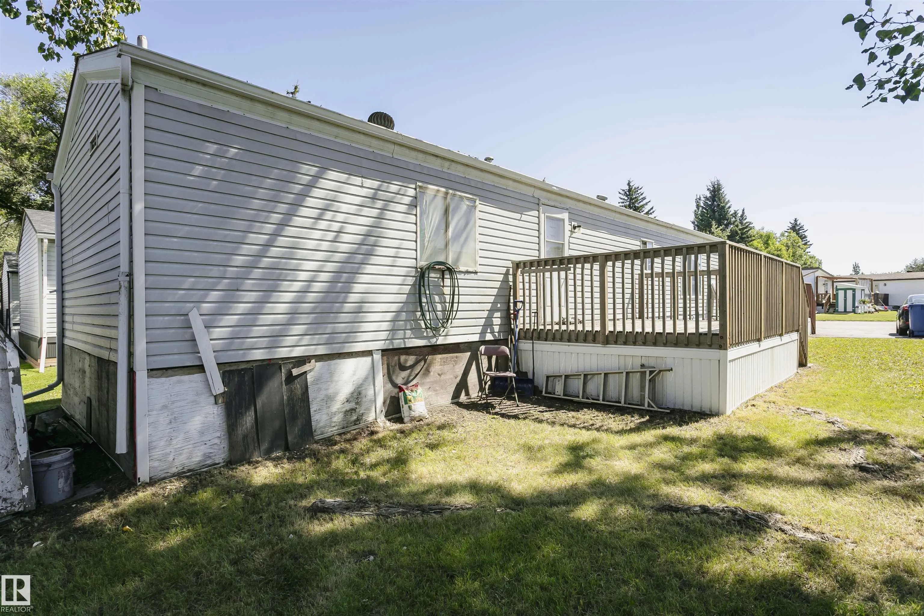 16 Willow Park Estates