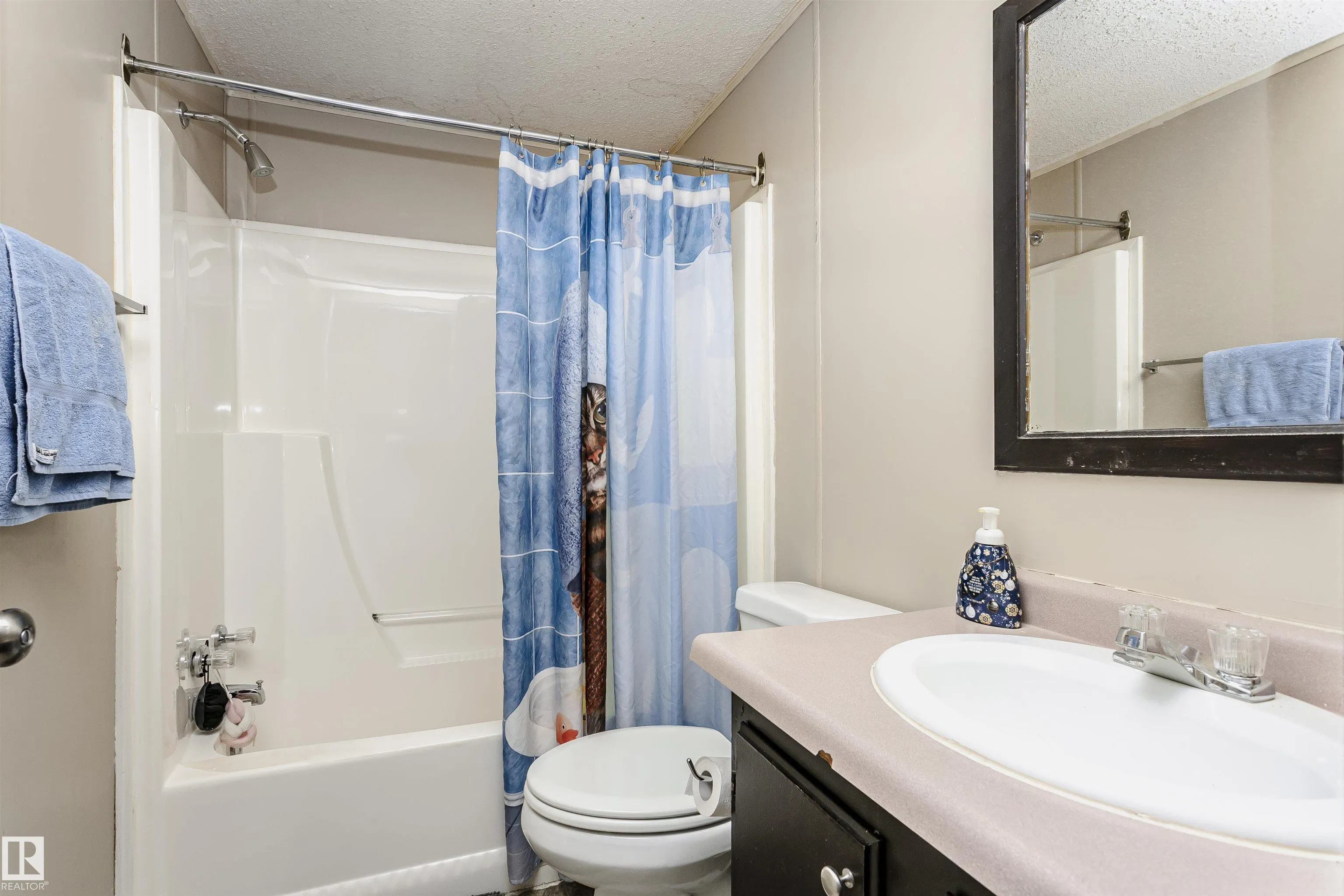 16 Willow Park Estates