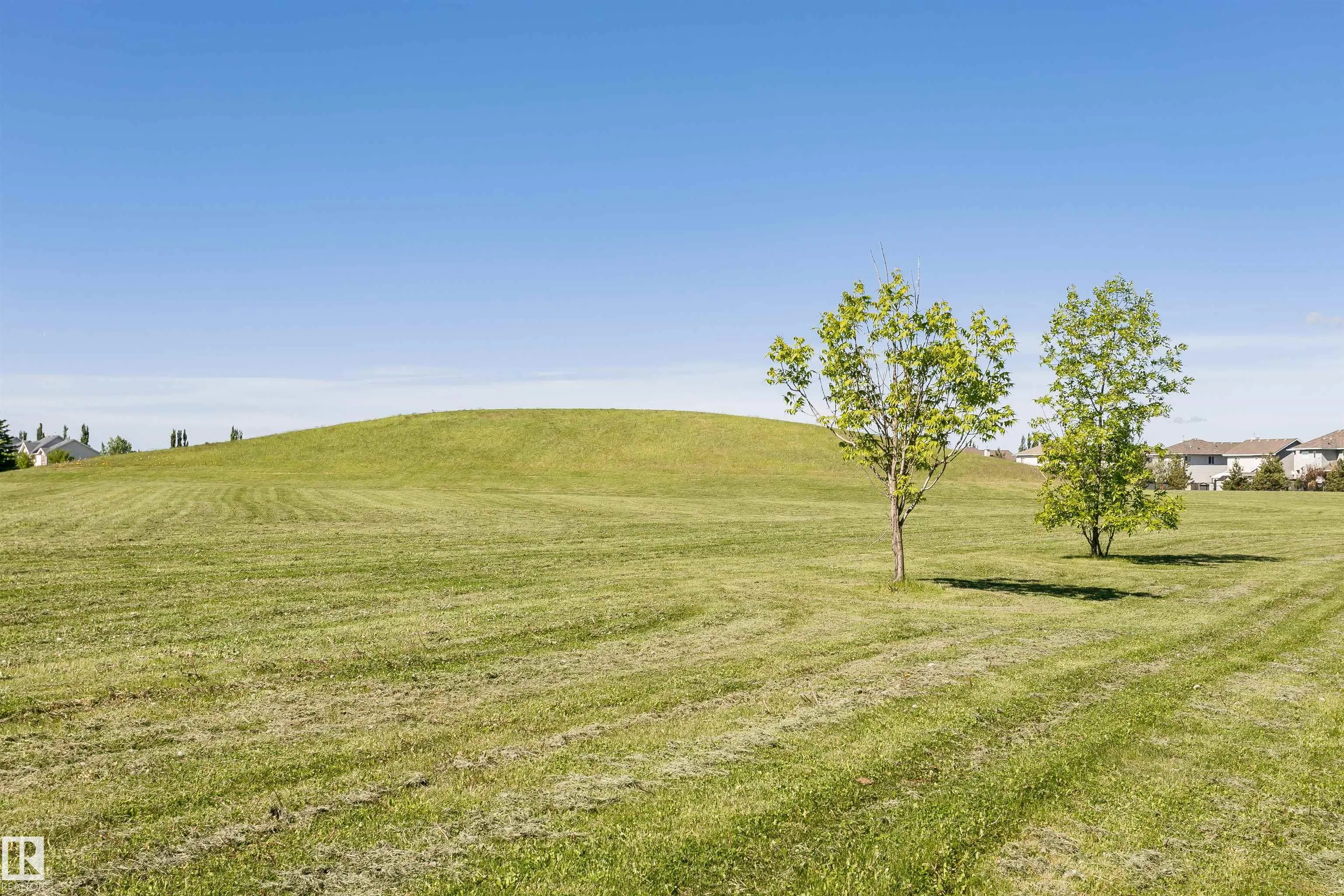 16 Willow Park Estates