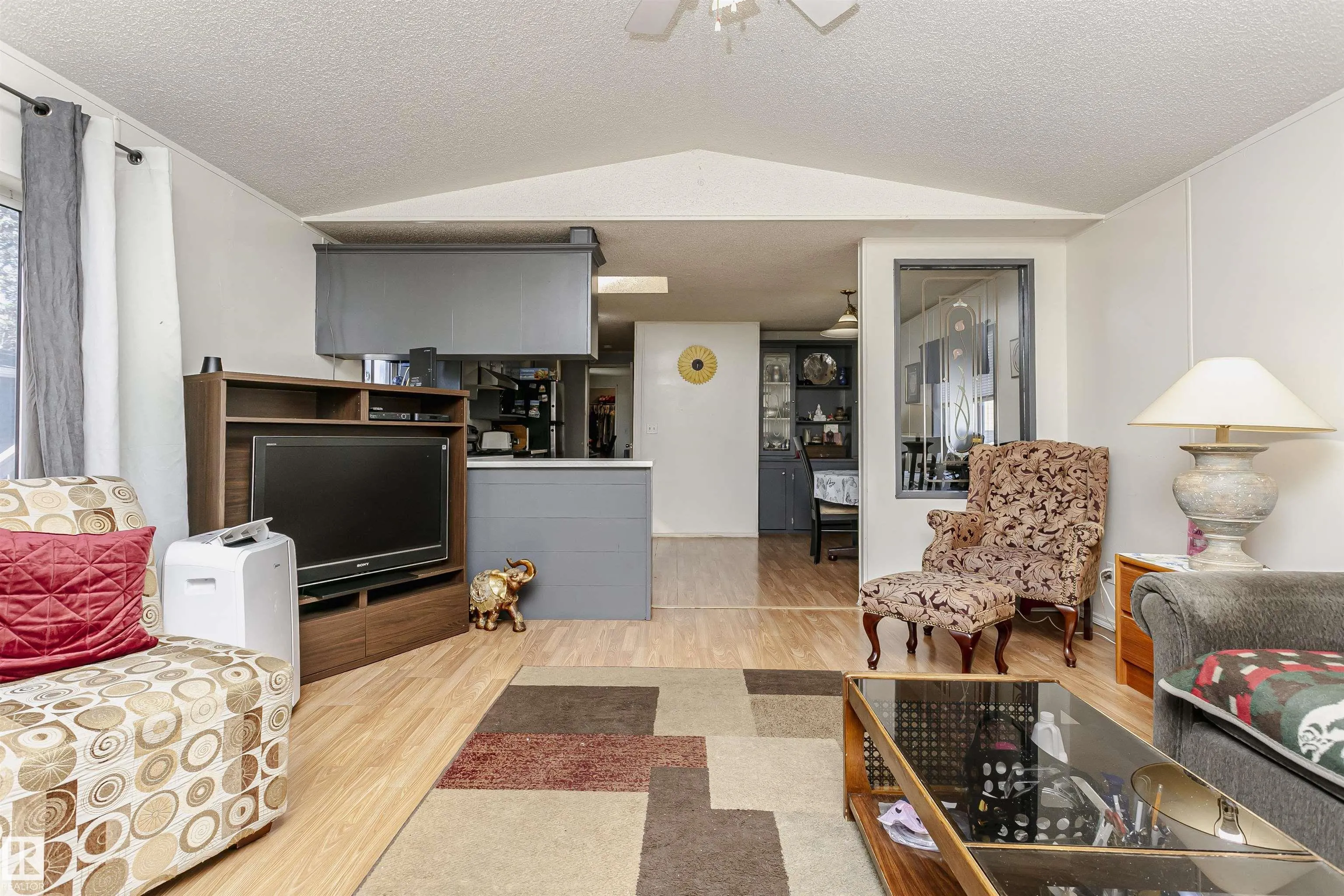 16 Willow Park Estates