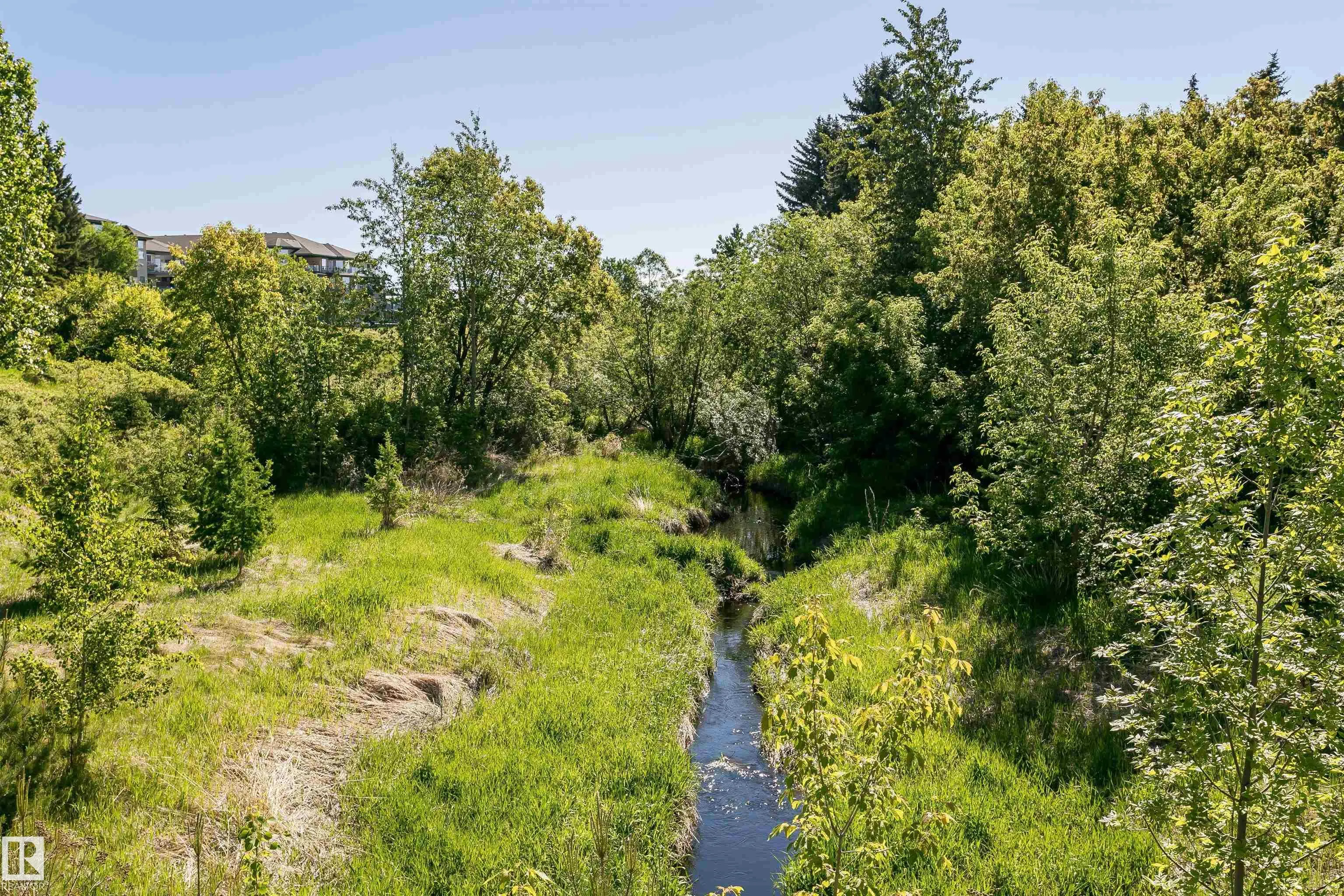 16 Willow Park Estates