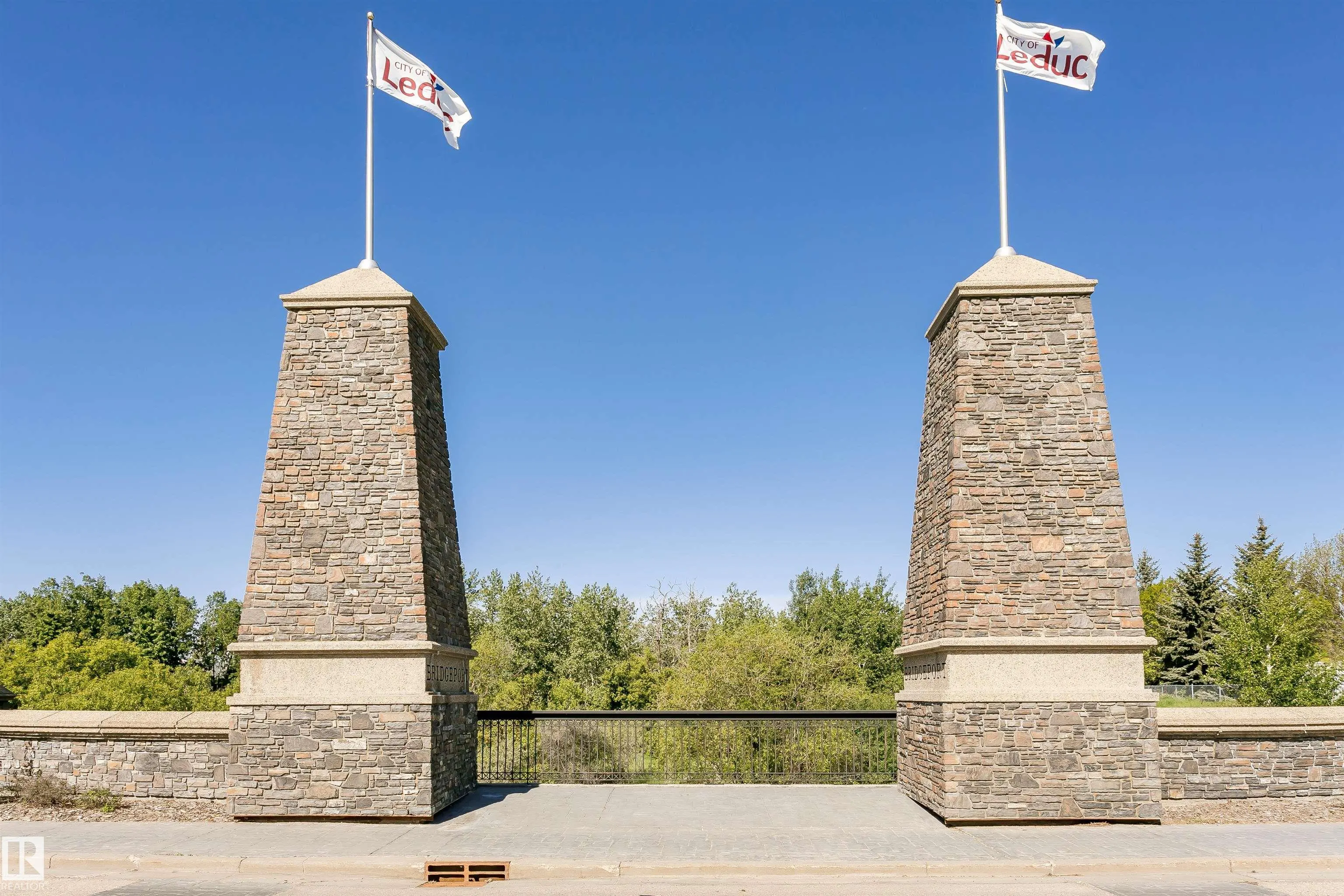 16 Willow Park Estates