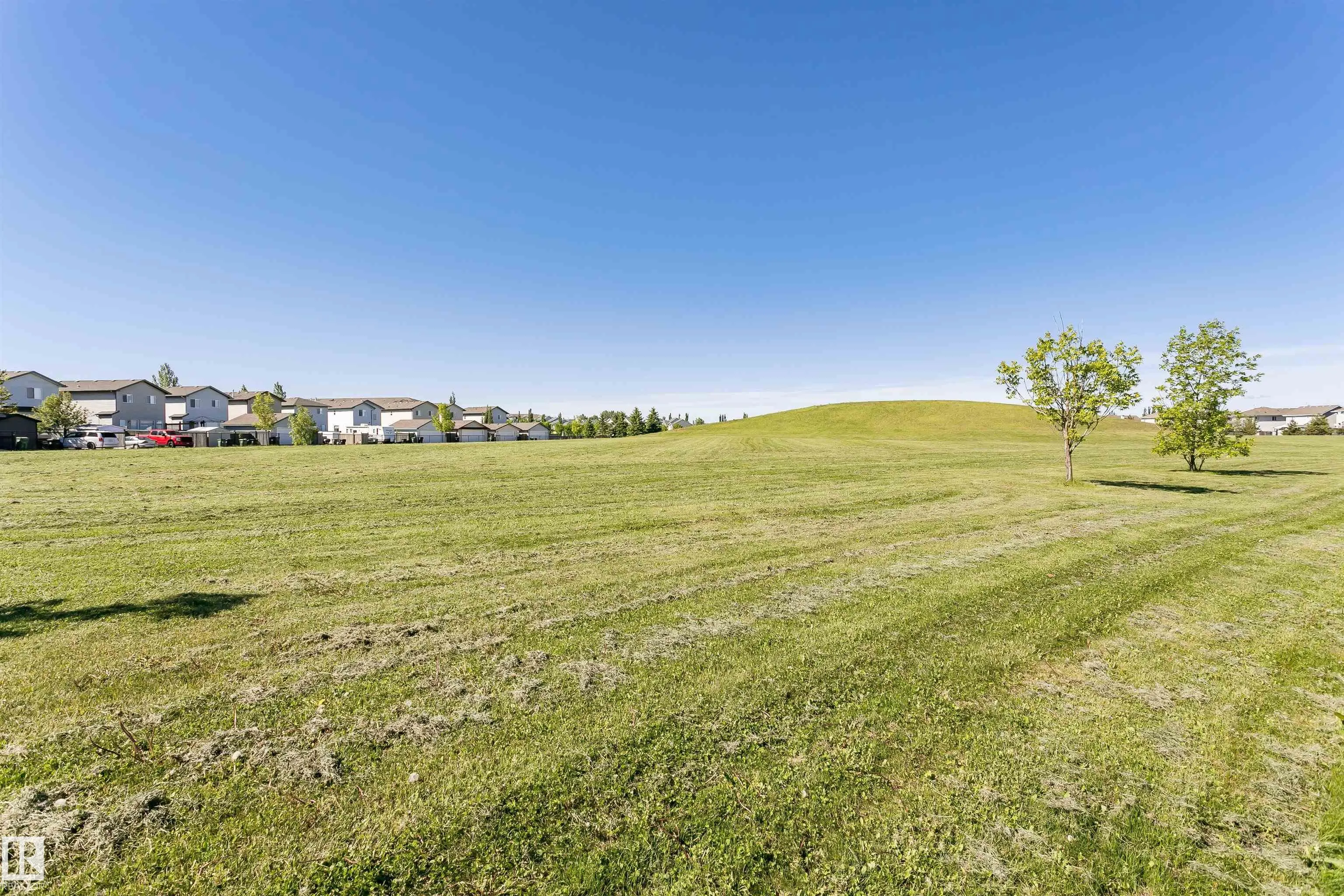 16 Willow Park Estates