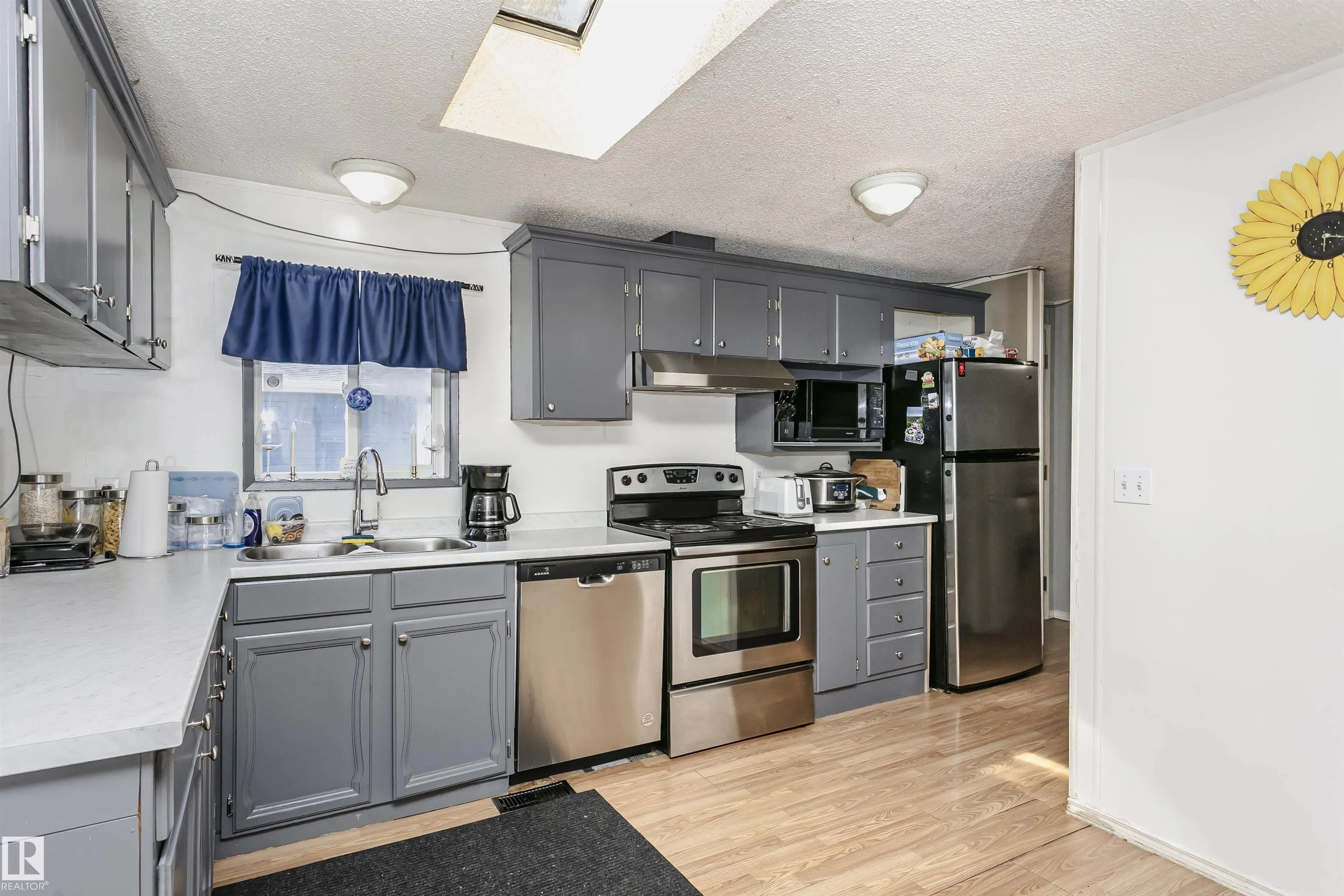 16 Willow Park Estates