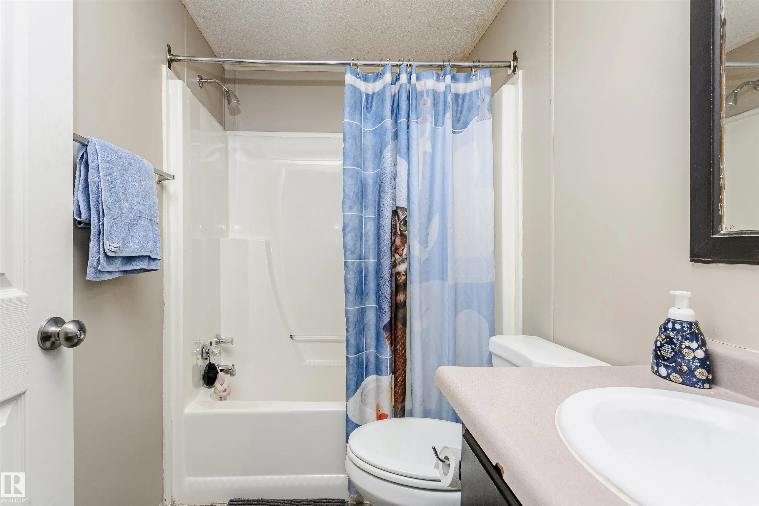 16 Willow Park Estates