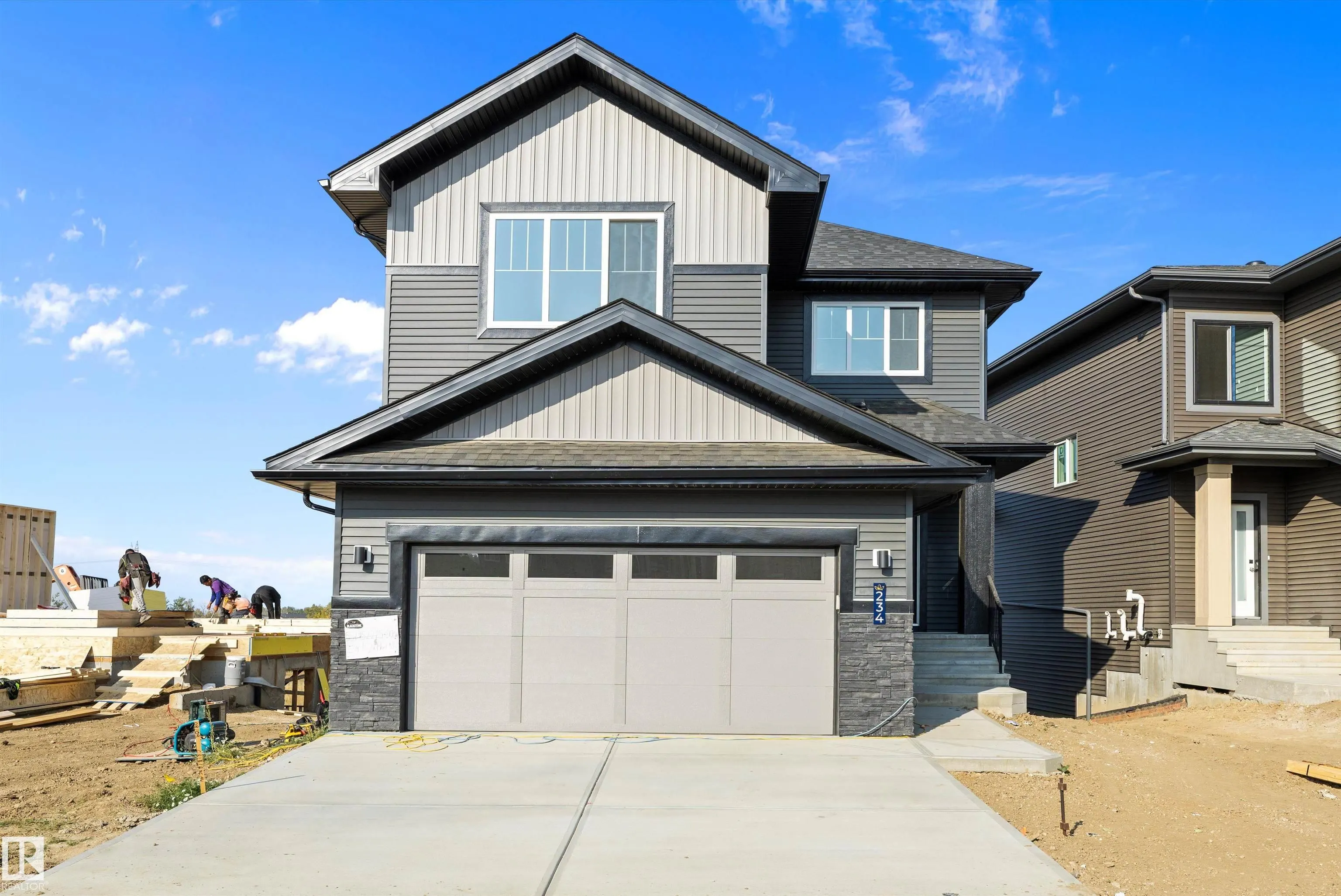 234 Kinglet Boulevard