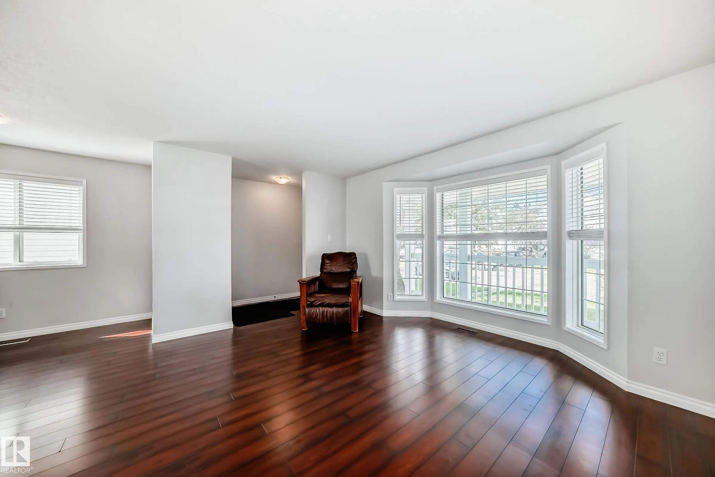 16217 57 ST