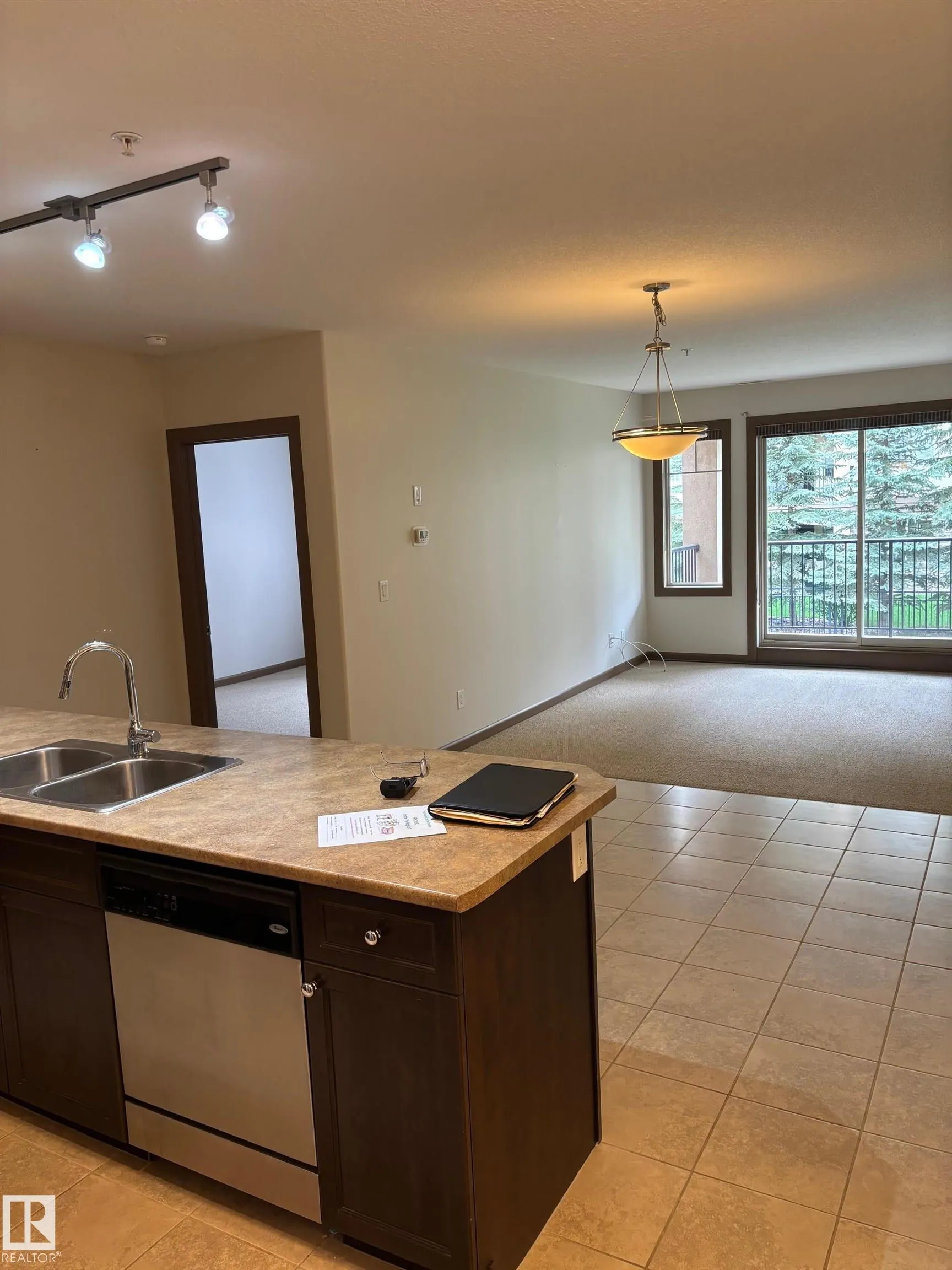 500 PALISADES Way