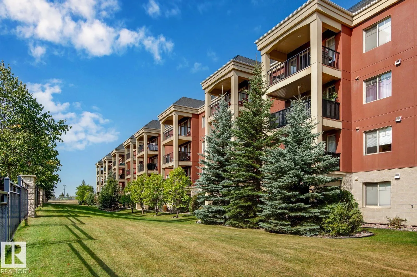 500 PALISADES Way
