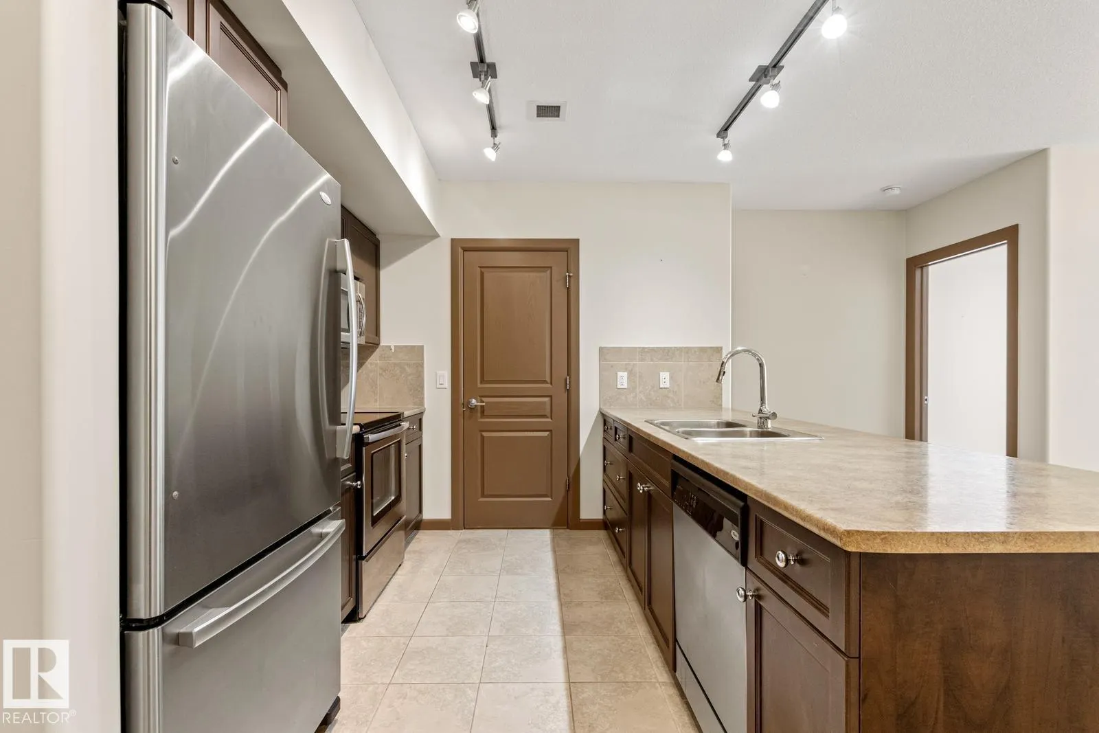 500 PALISADES Way