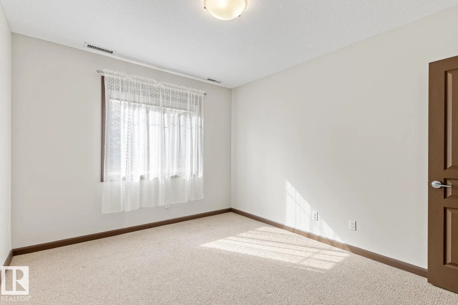 500 PALISADES Way