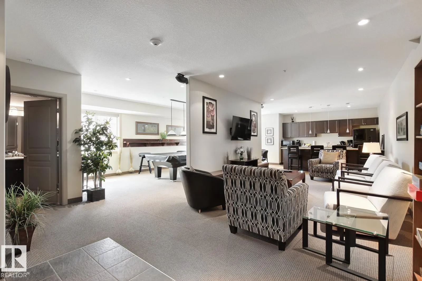 500 PALISADES Way
