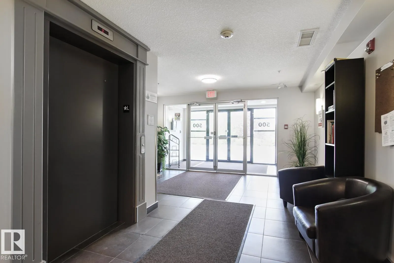 500 PALISADES Way