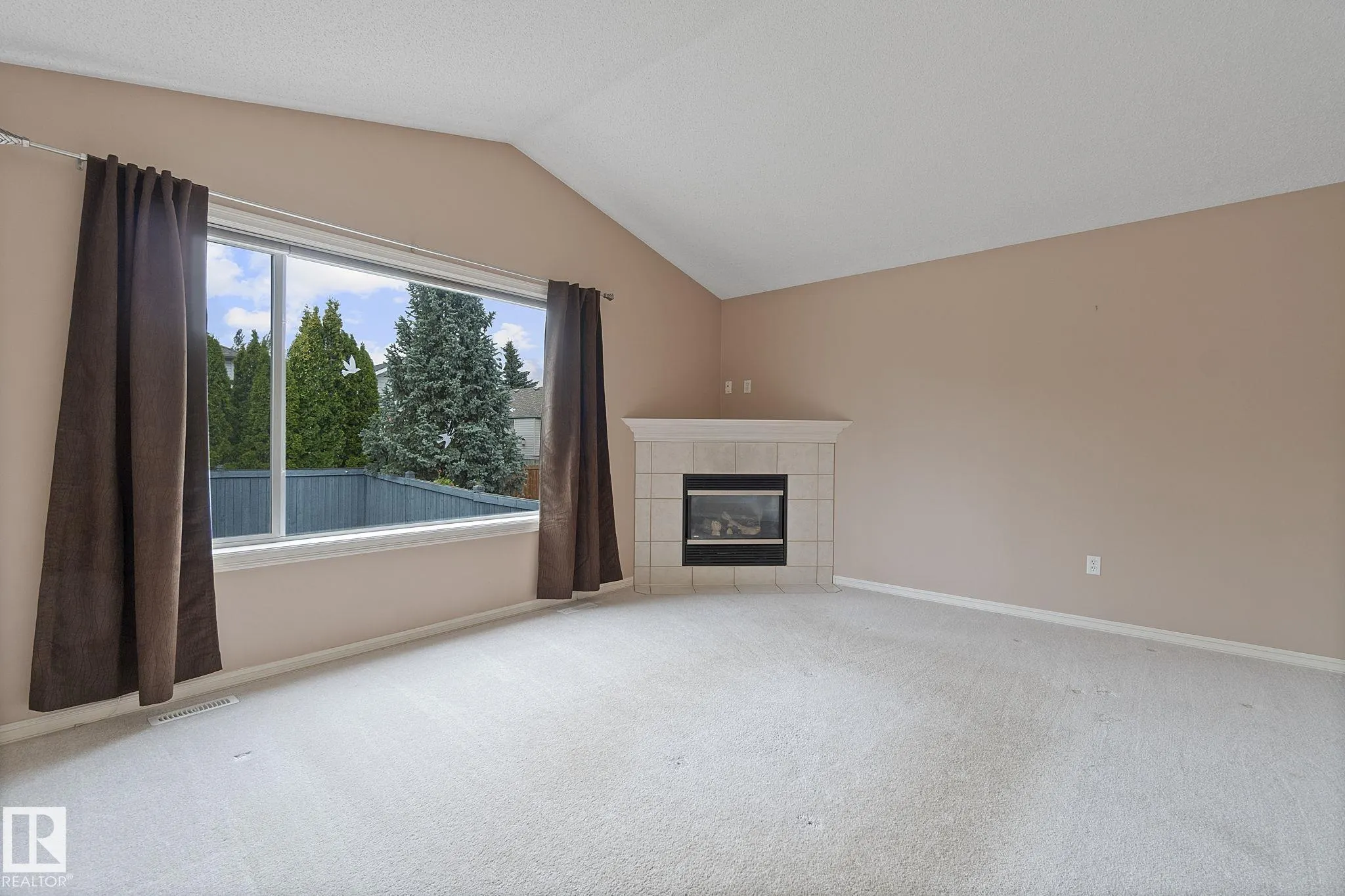 818 BARNES LINK Link