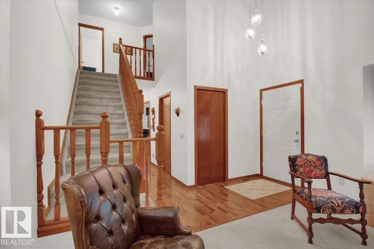 84 DEANE Crescent