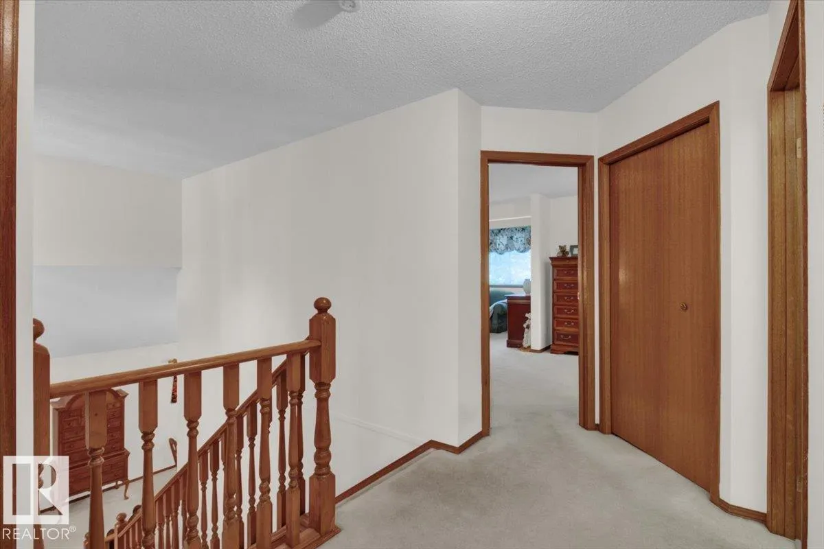 84 DEANE Crescent