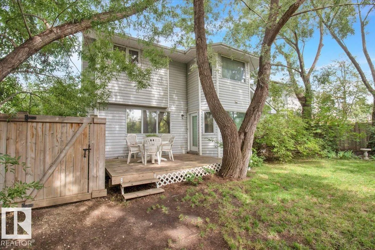 84 DEANE Crescent