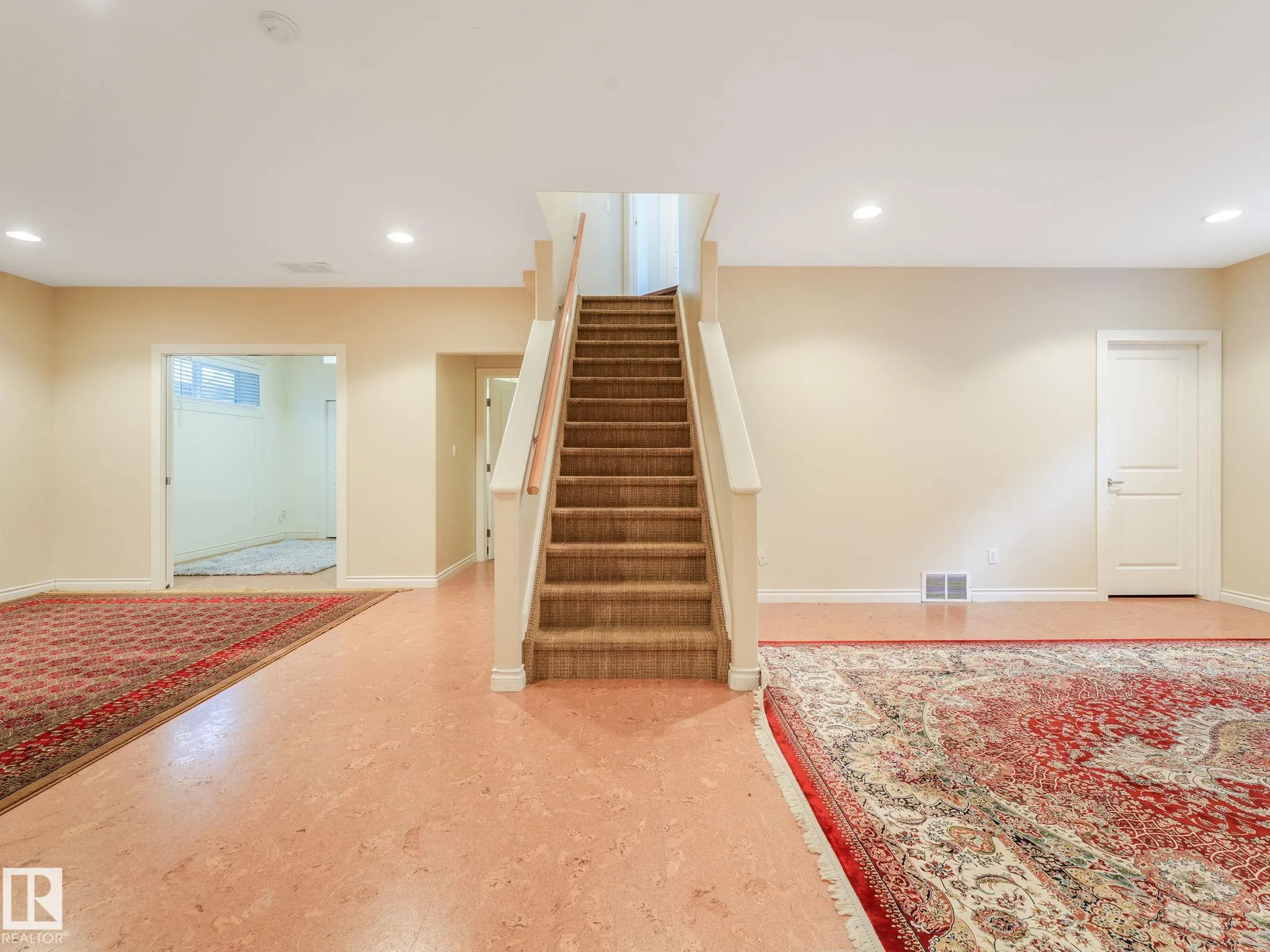 1024 HOPE Road
