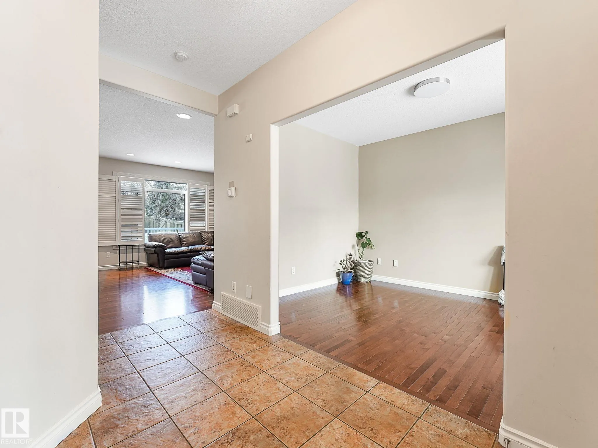 1024 HOPE Road