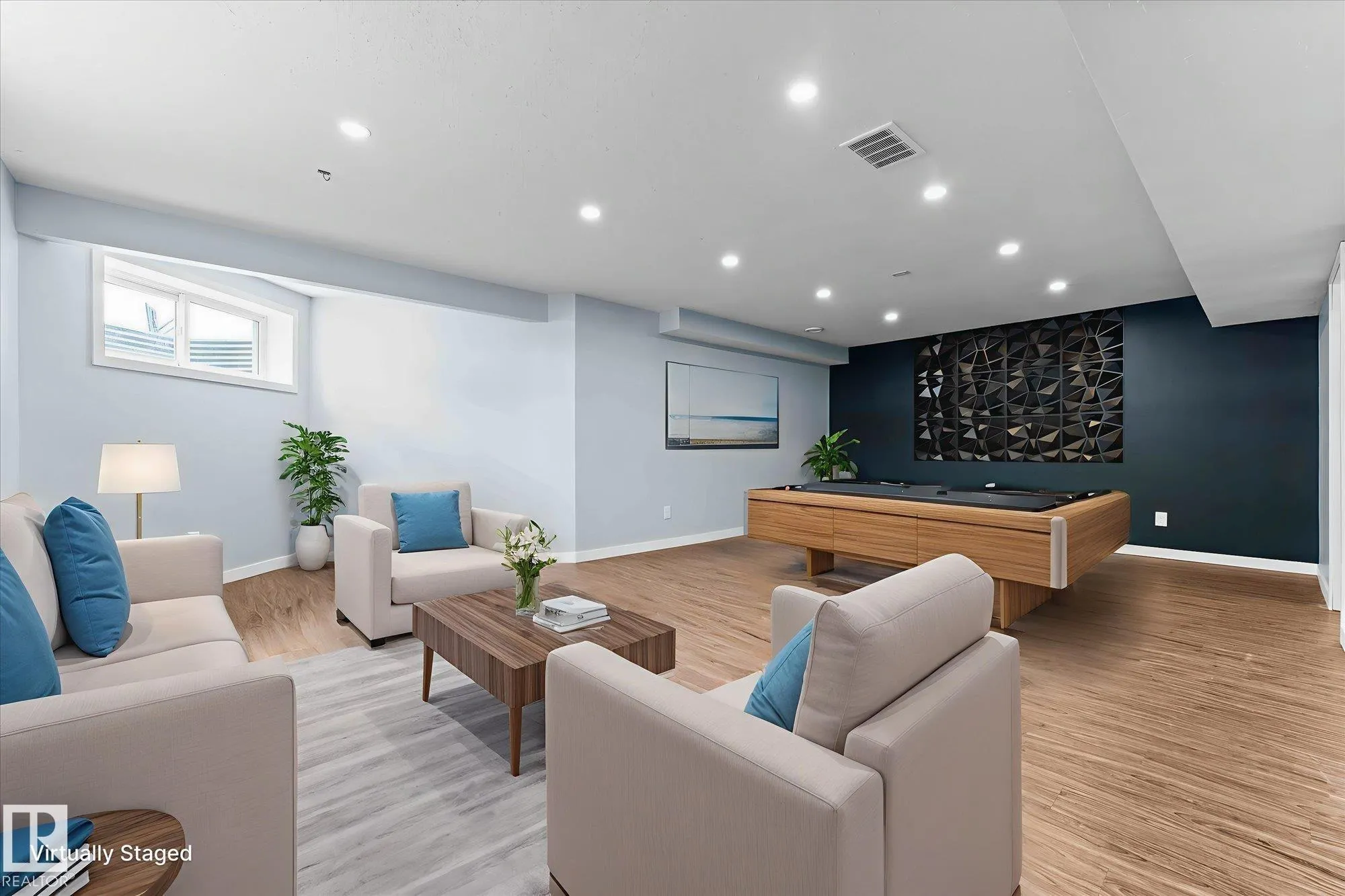 1 RIDGELAND Way