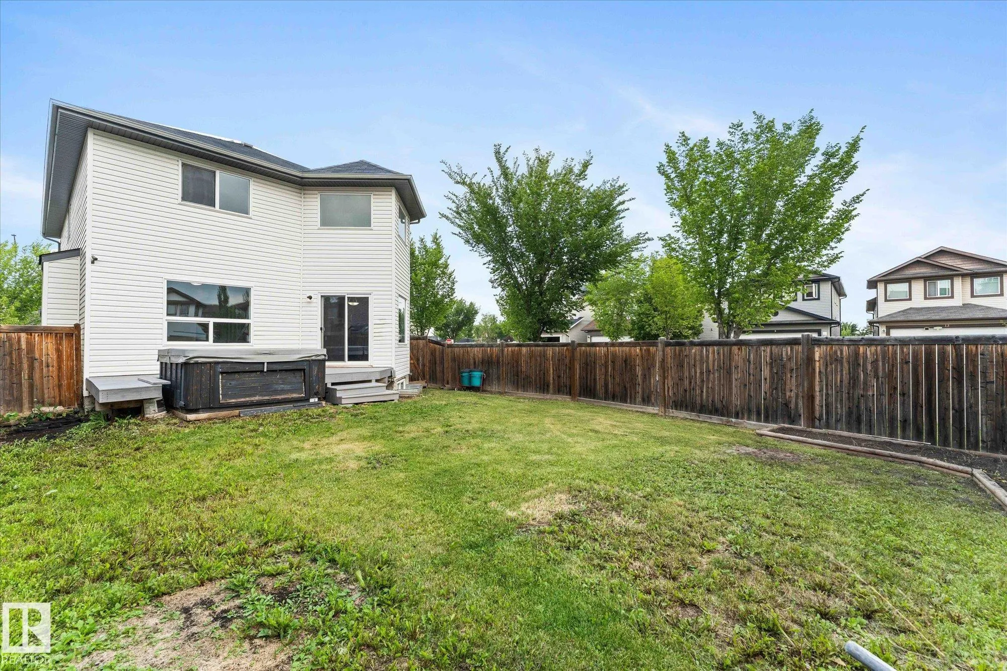 1 RIDGELAND Way