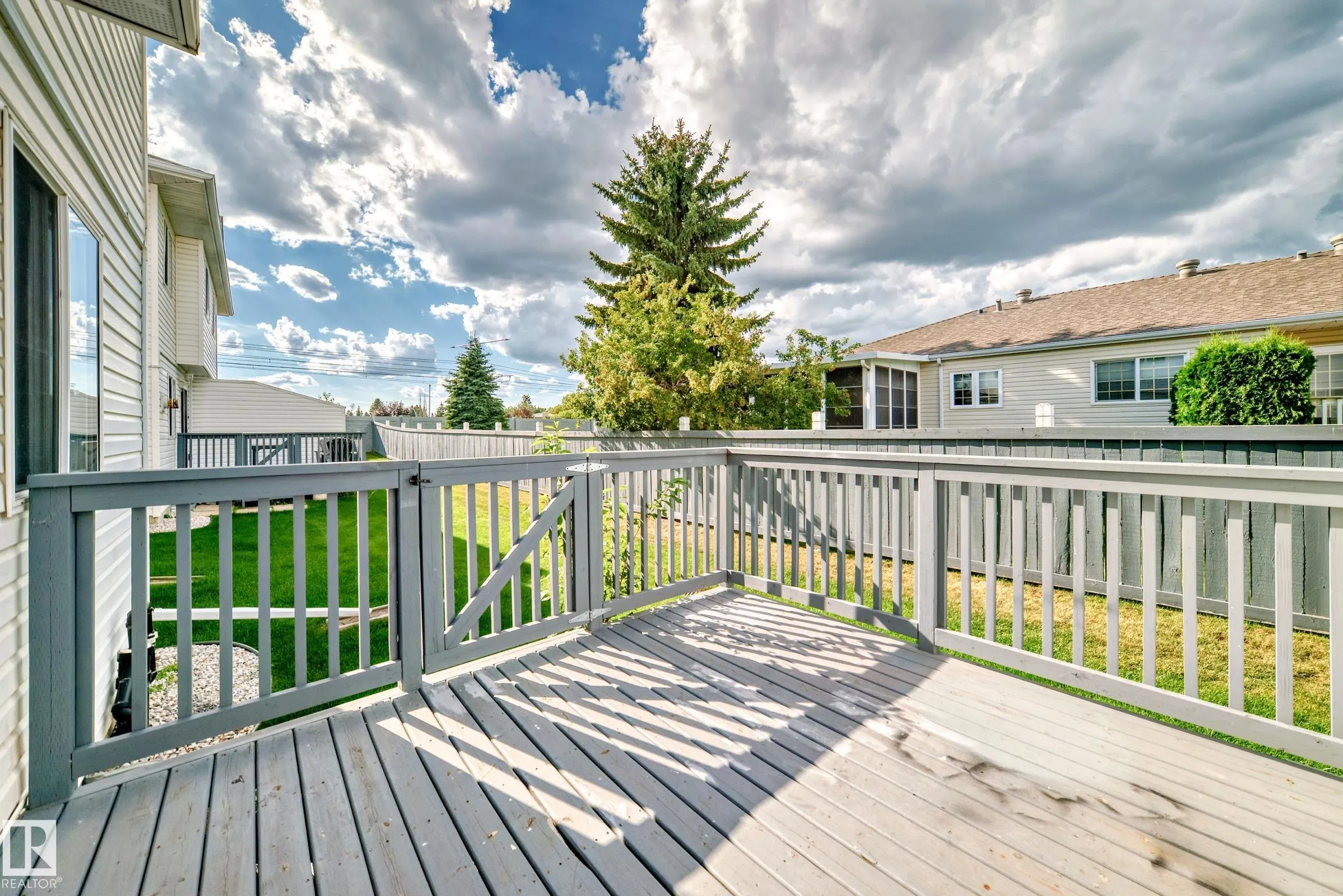 1033 YOUVILLE Drive