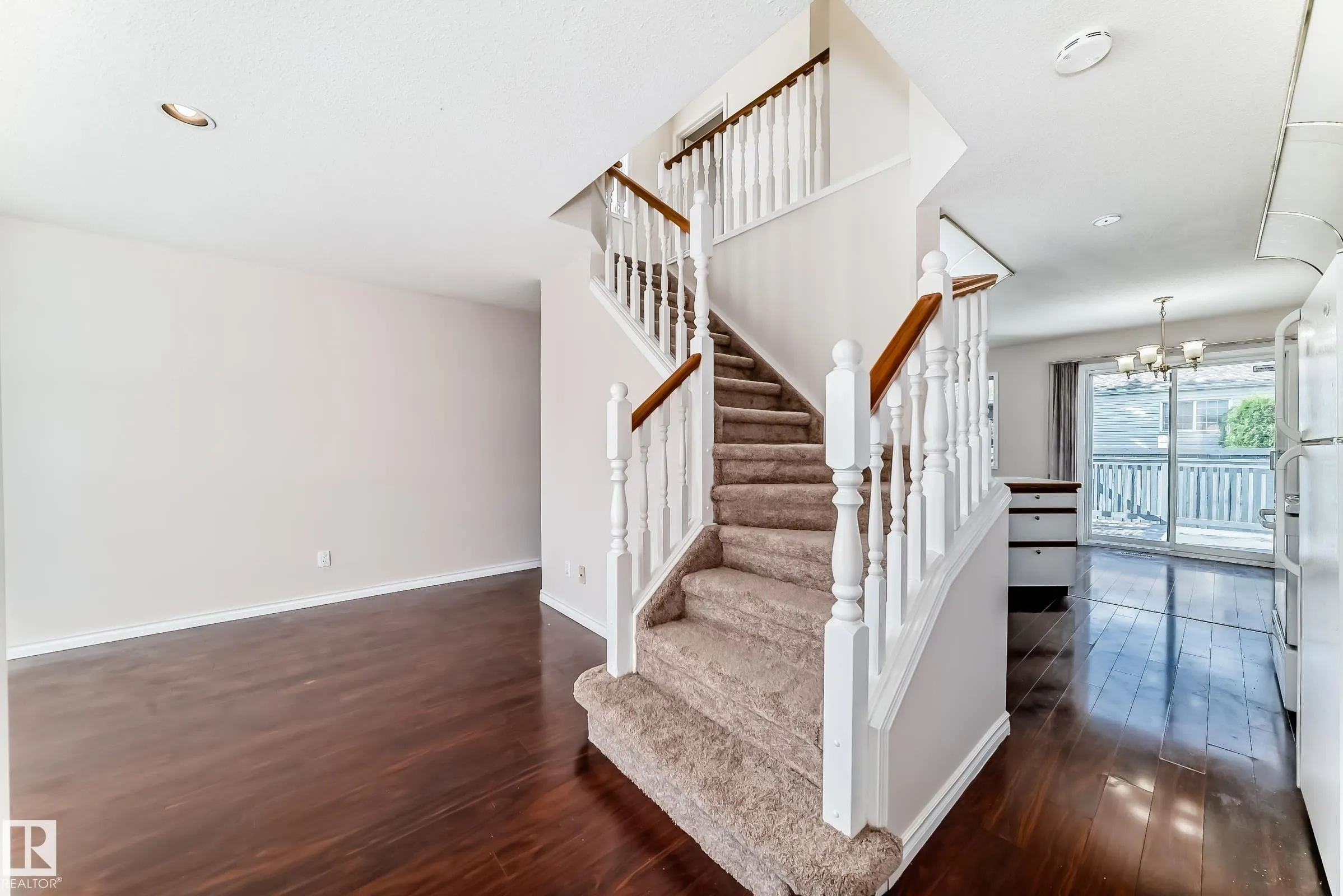 1033 YOUVILLE Drive