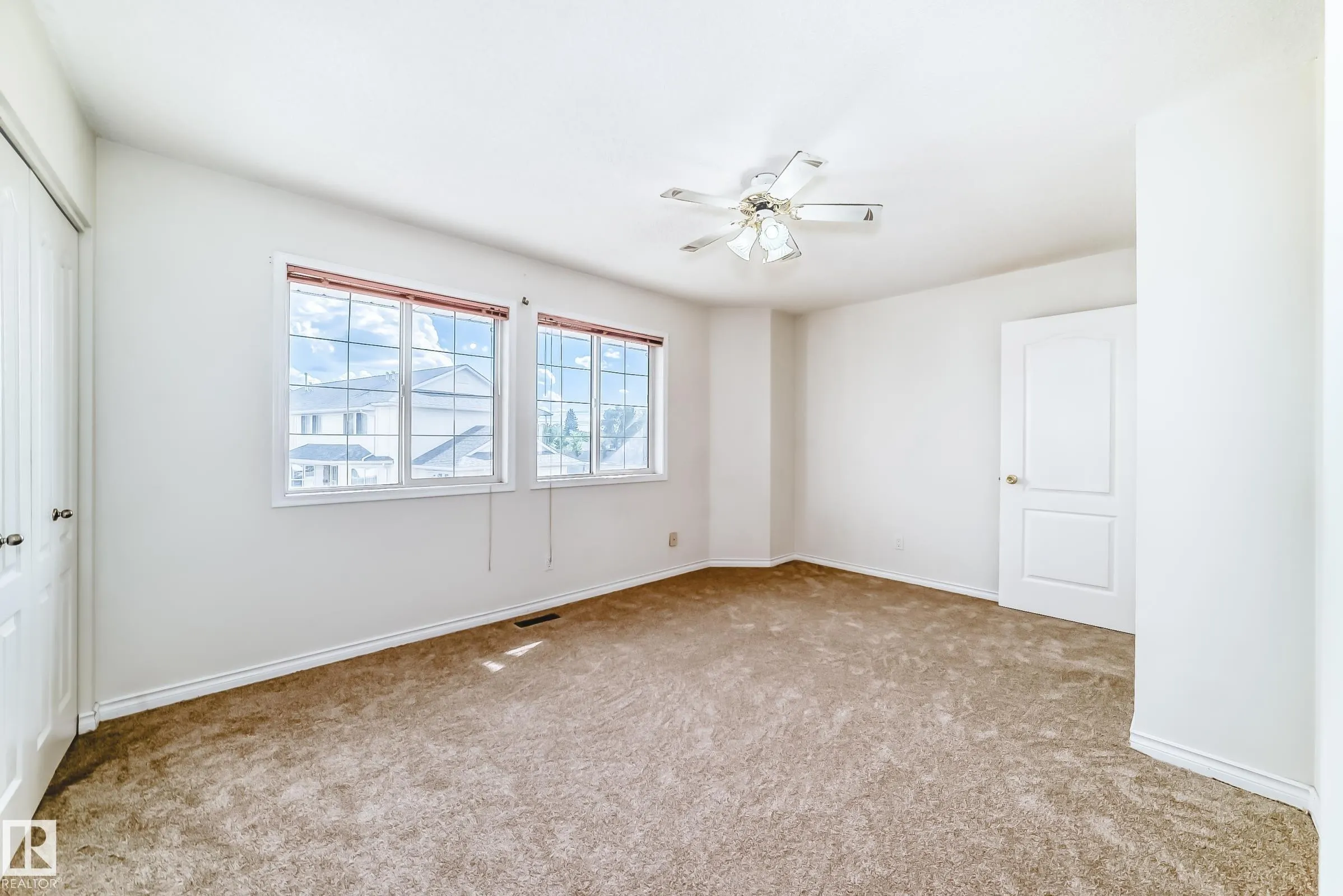 1033 YOUVILLE Drive