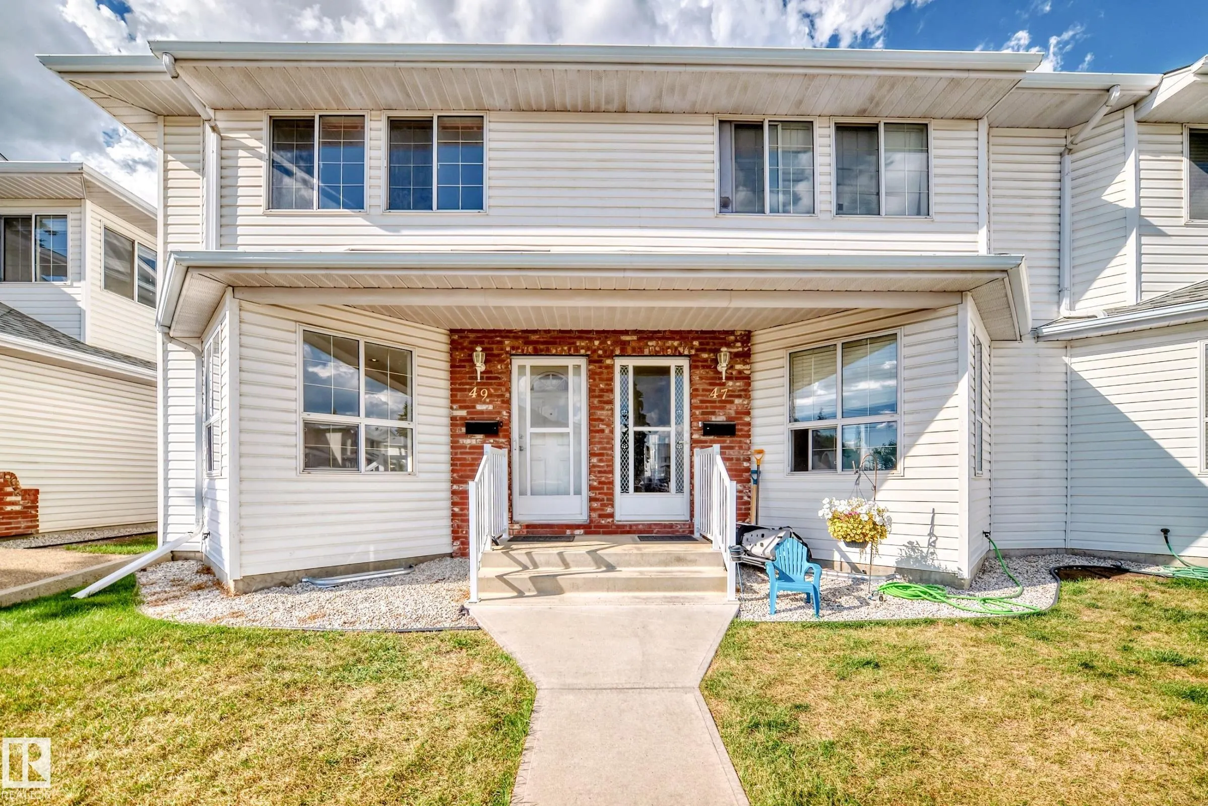 1033 YOUVILLE Drive
