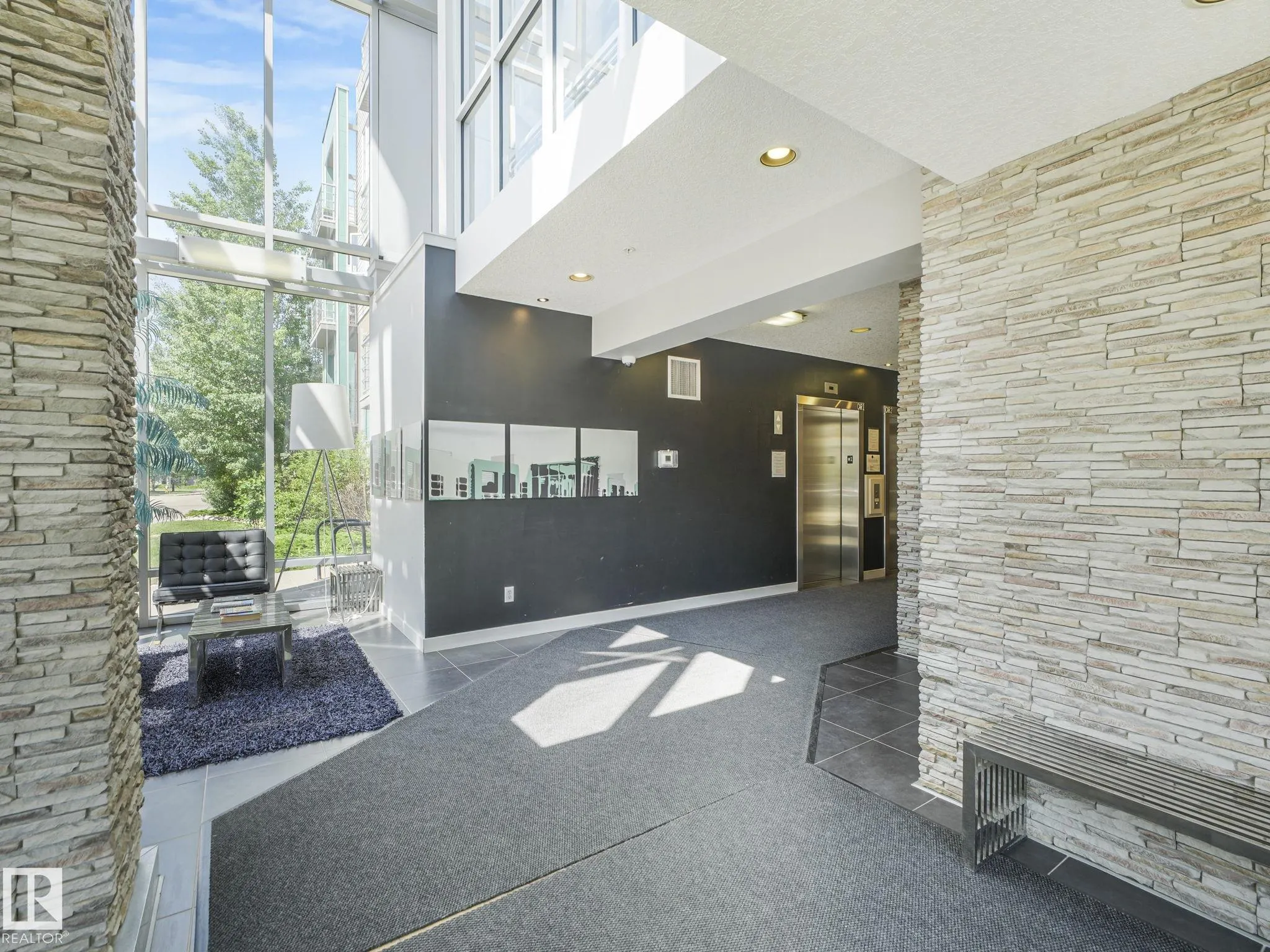 2588 Anderson Way
