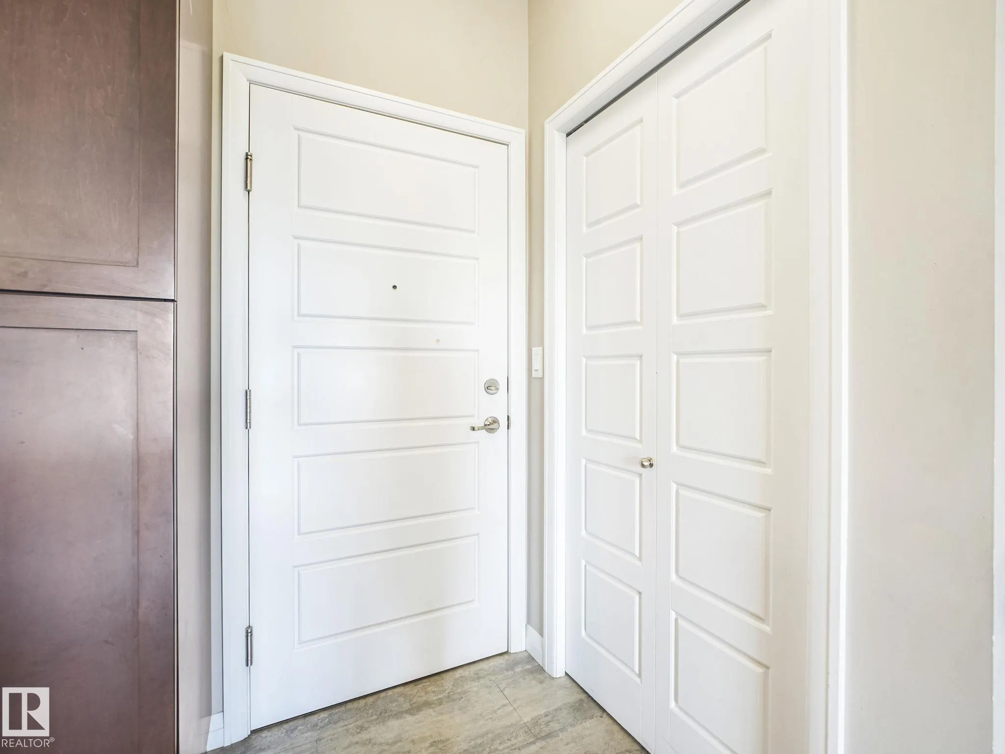 2588 Anderson Way