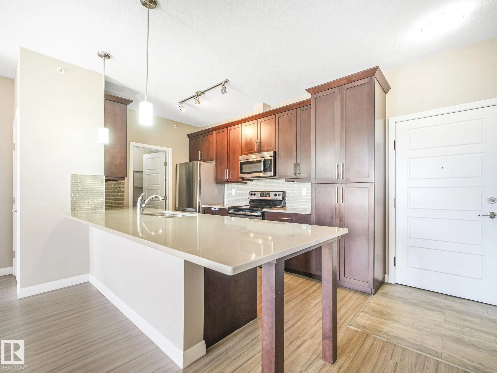 2588 Anderson Way