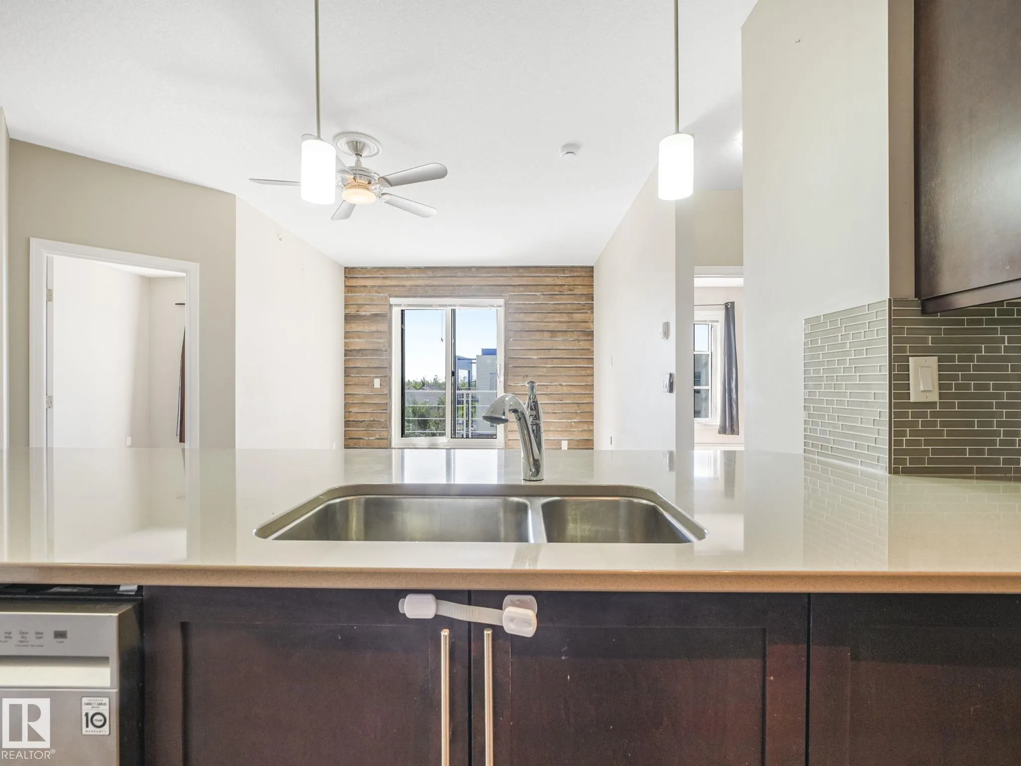 2588 Anderson Way