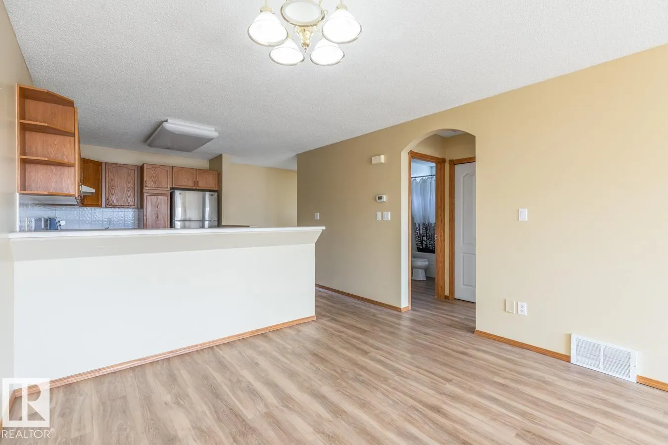 529 Kananaskis Drive