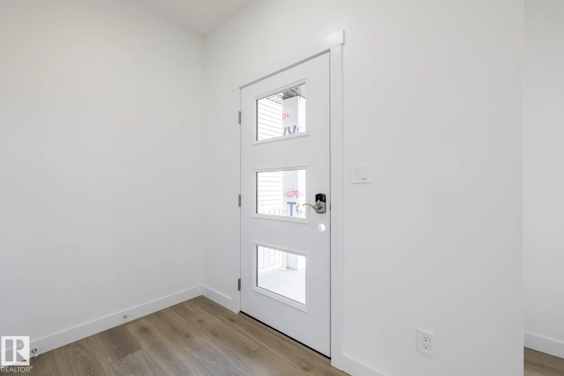 52 Covell Common