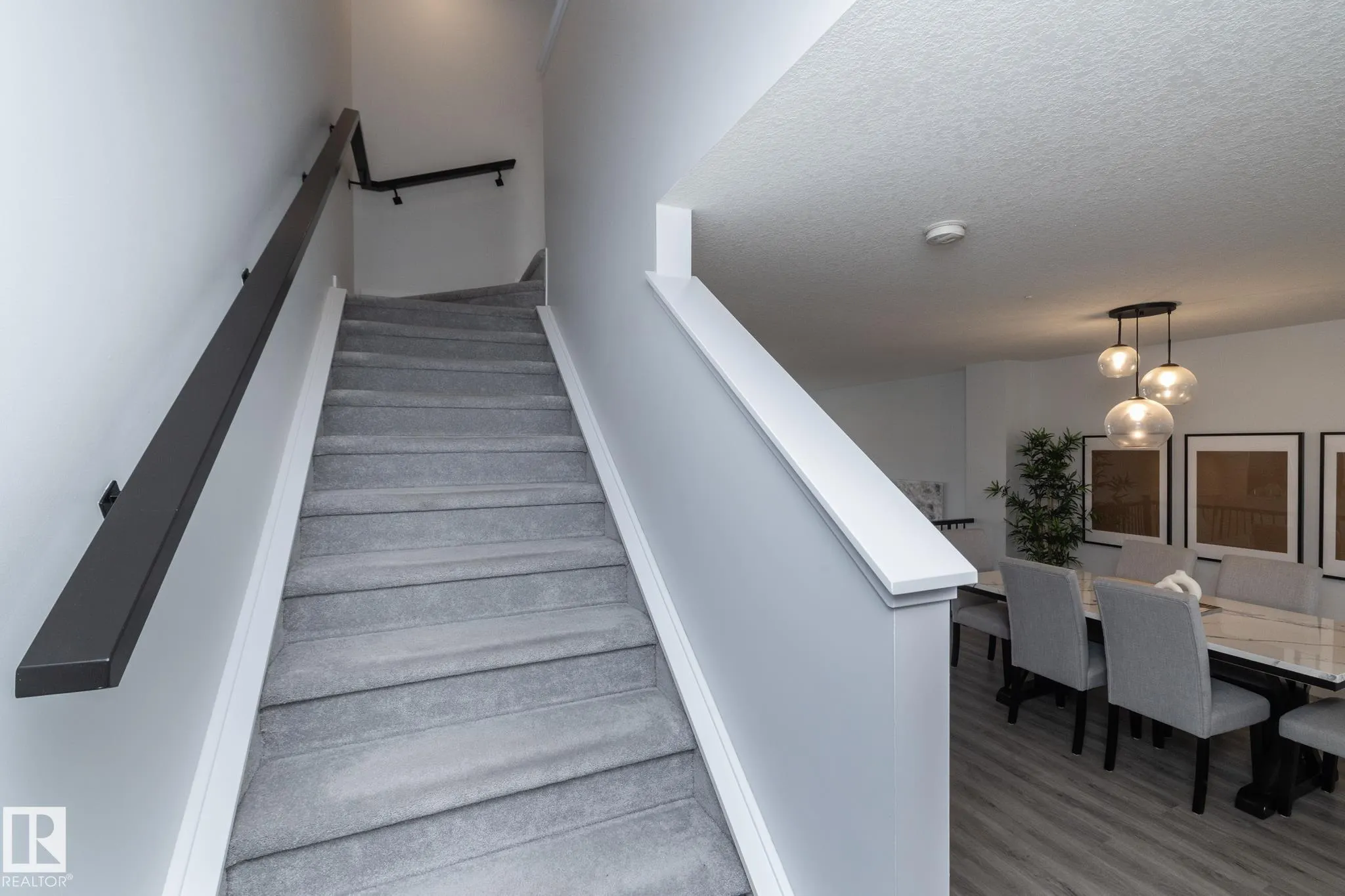 197 CHARLESWORTH Drive