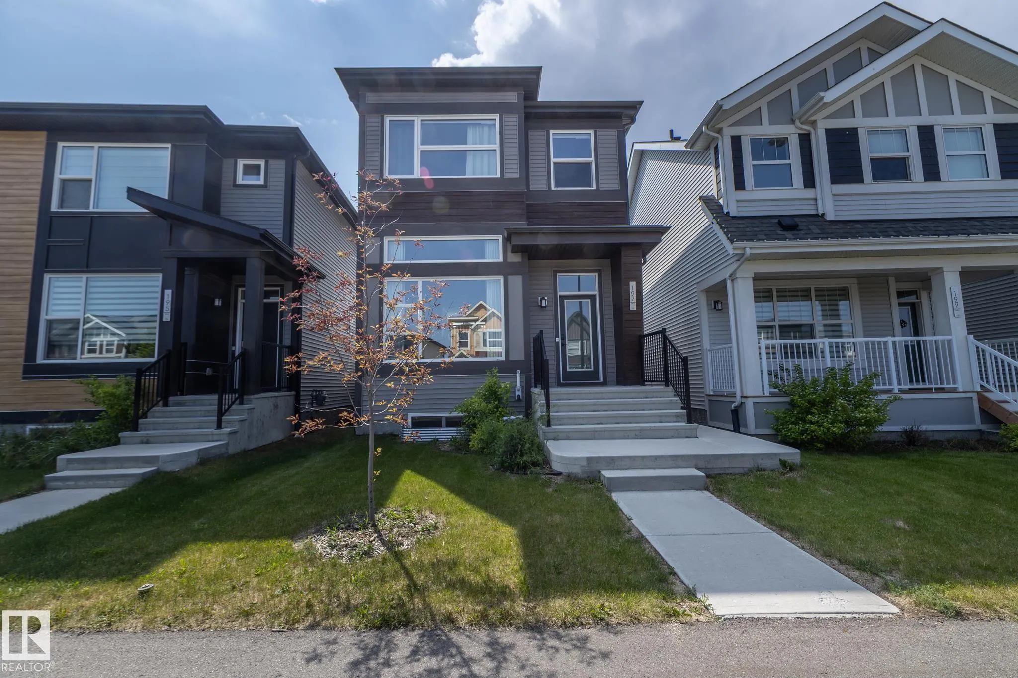 197 CHARLESWORTH Drive