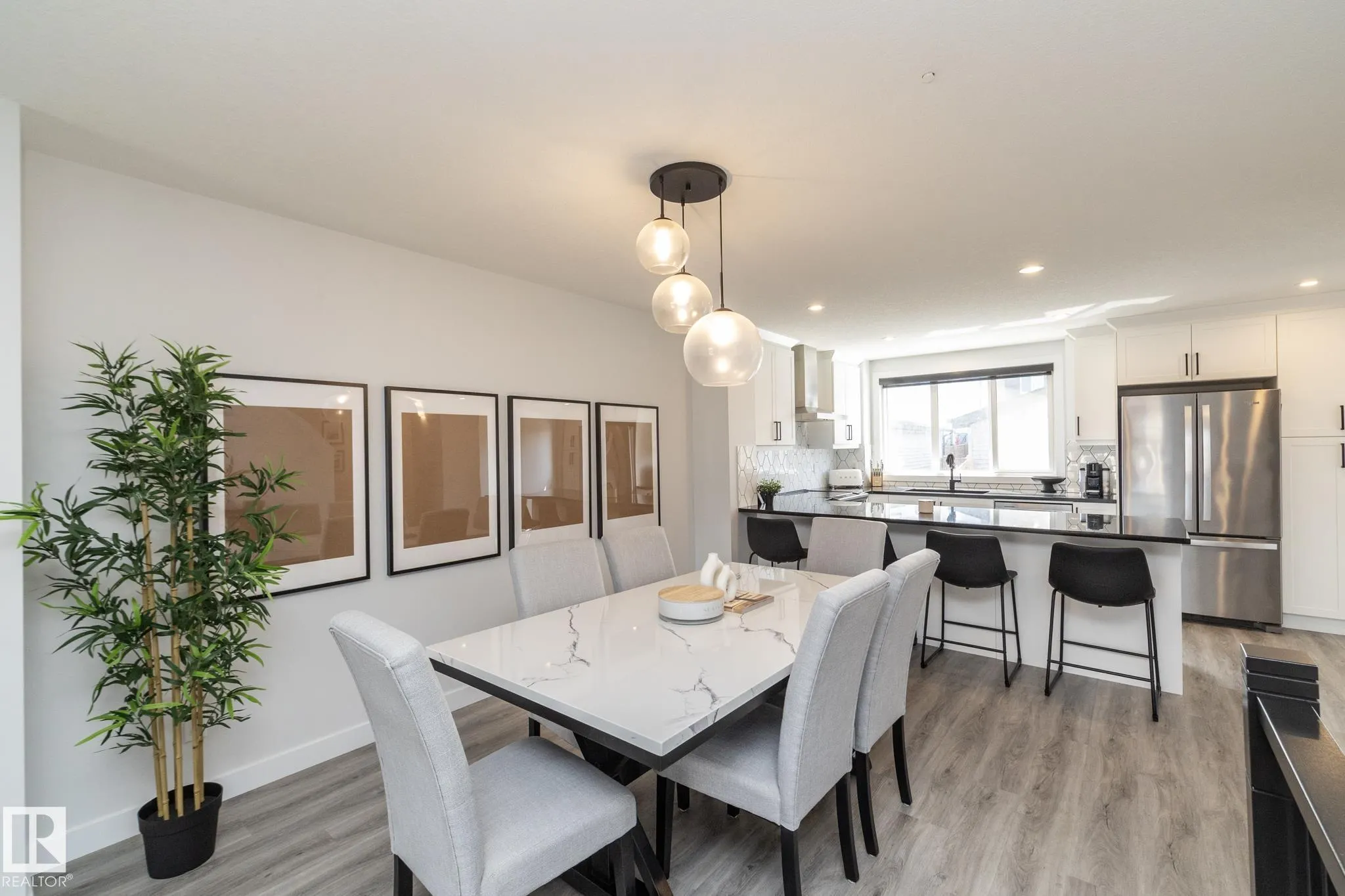 197 CHARLESWORTH Drive