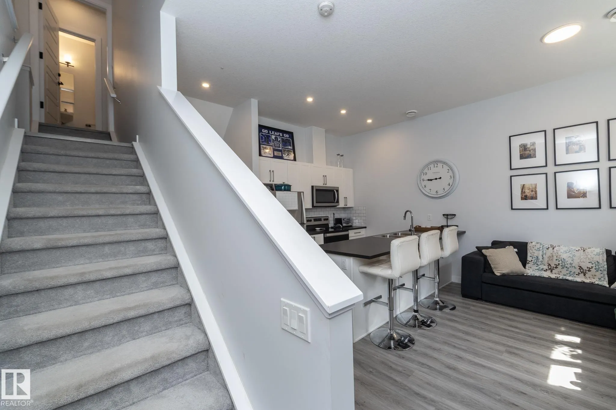 197 CHARLESWORTH Drive