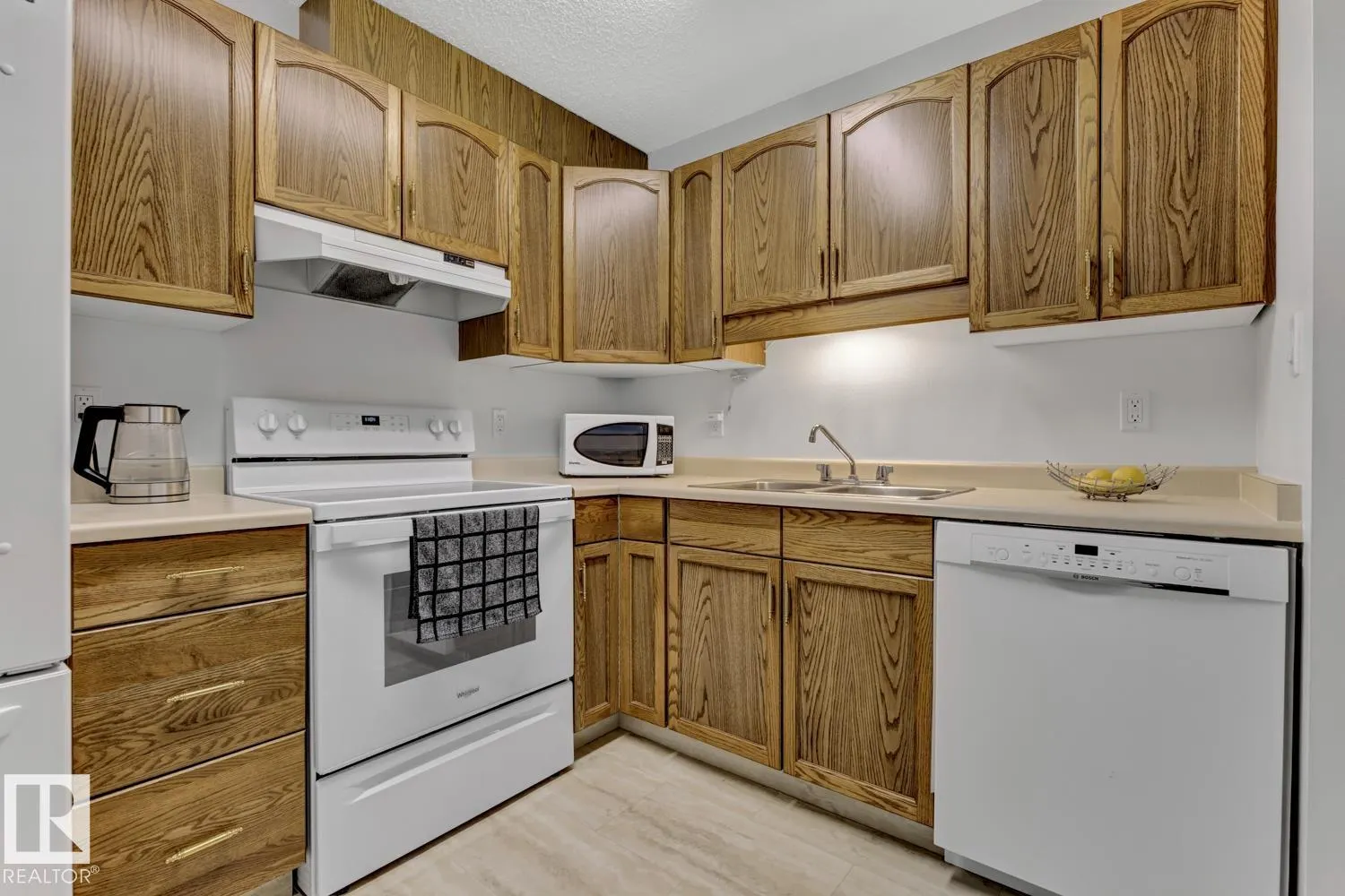 15503 106 Street