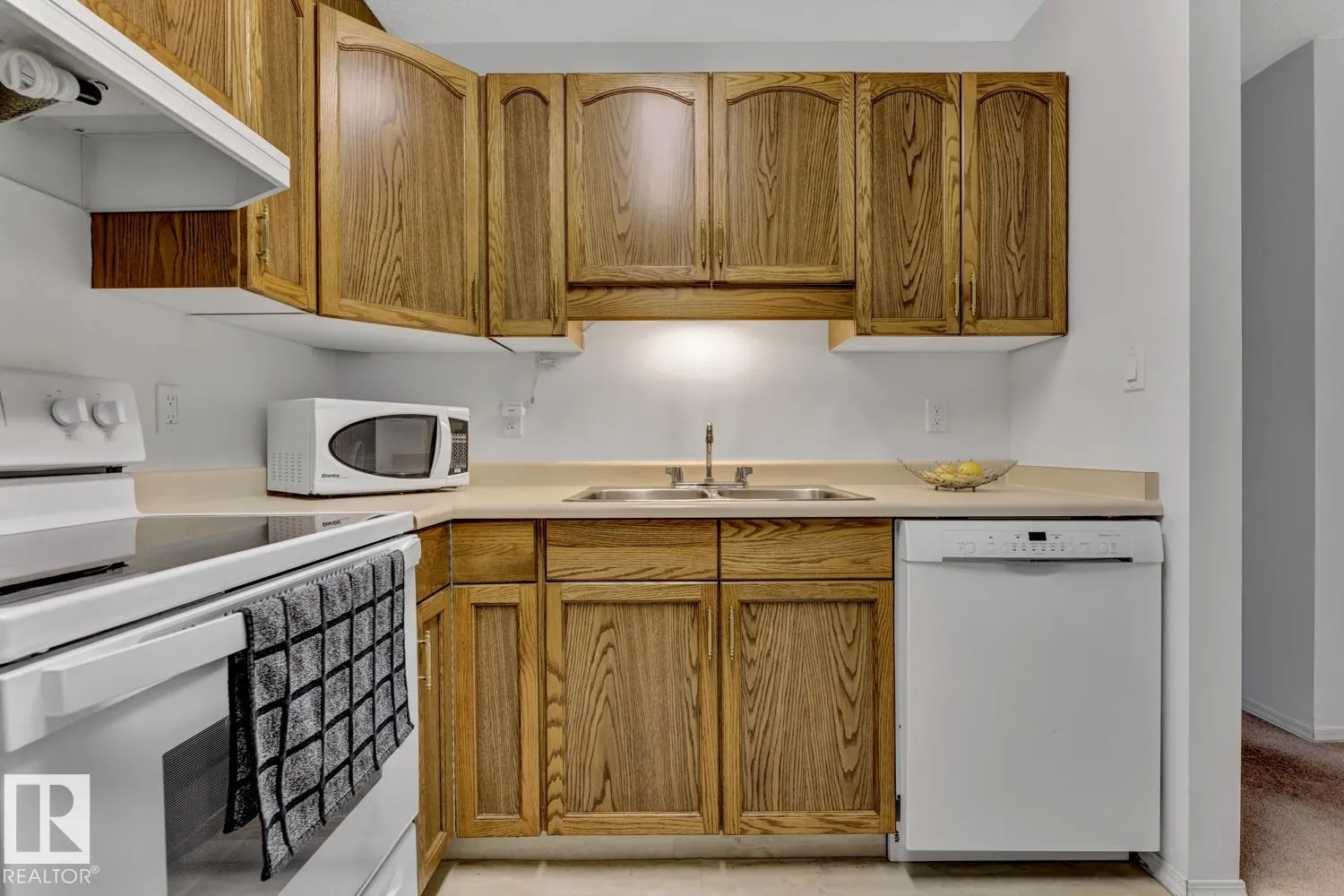 15503 106 Street