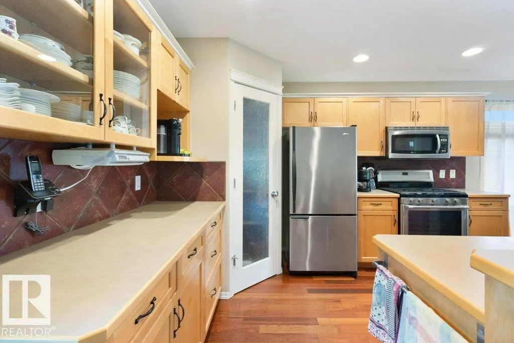 55 RIDGEHAVEN Crescent