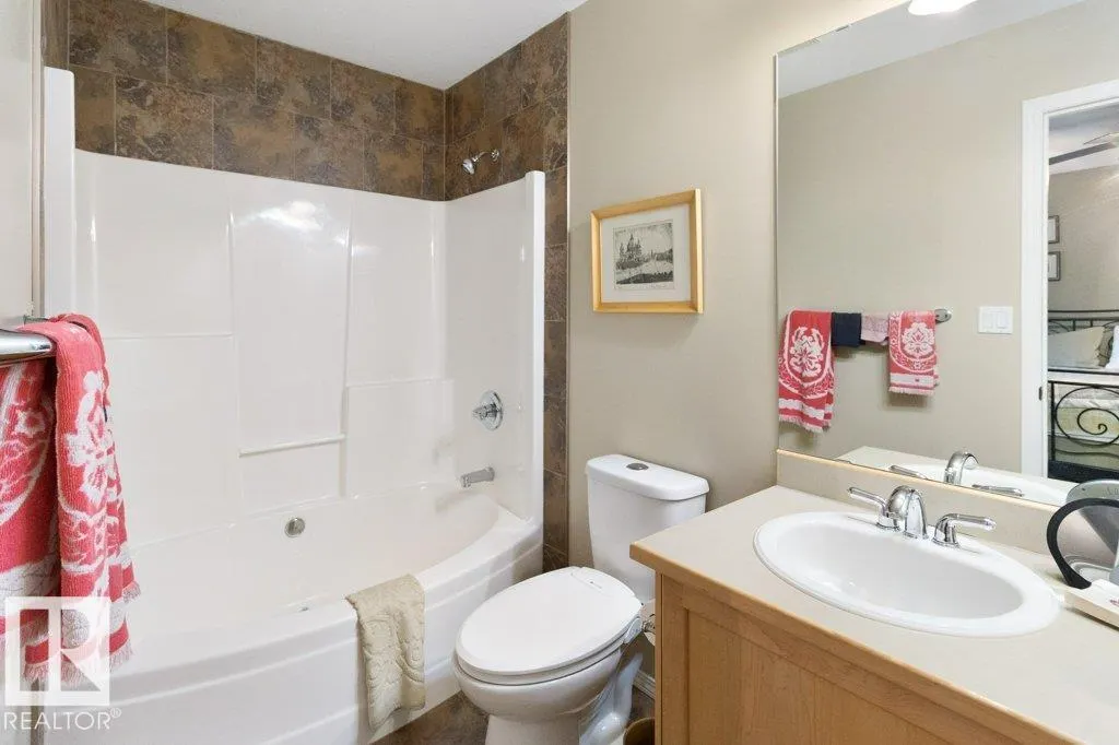 55 RIDGEHAVEN Crescent