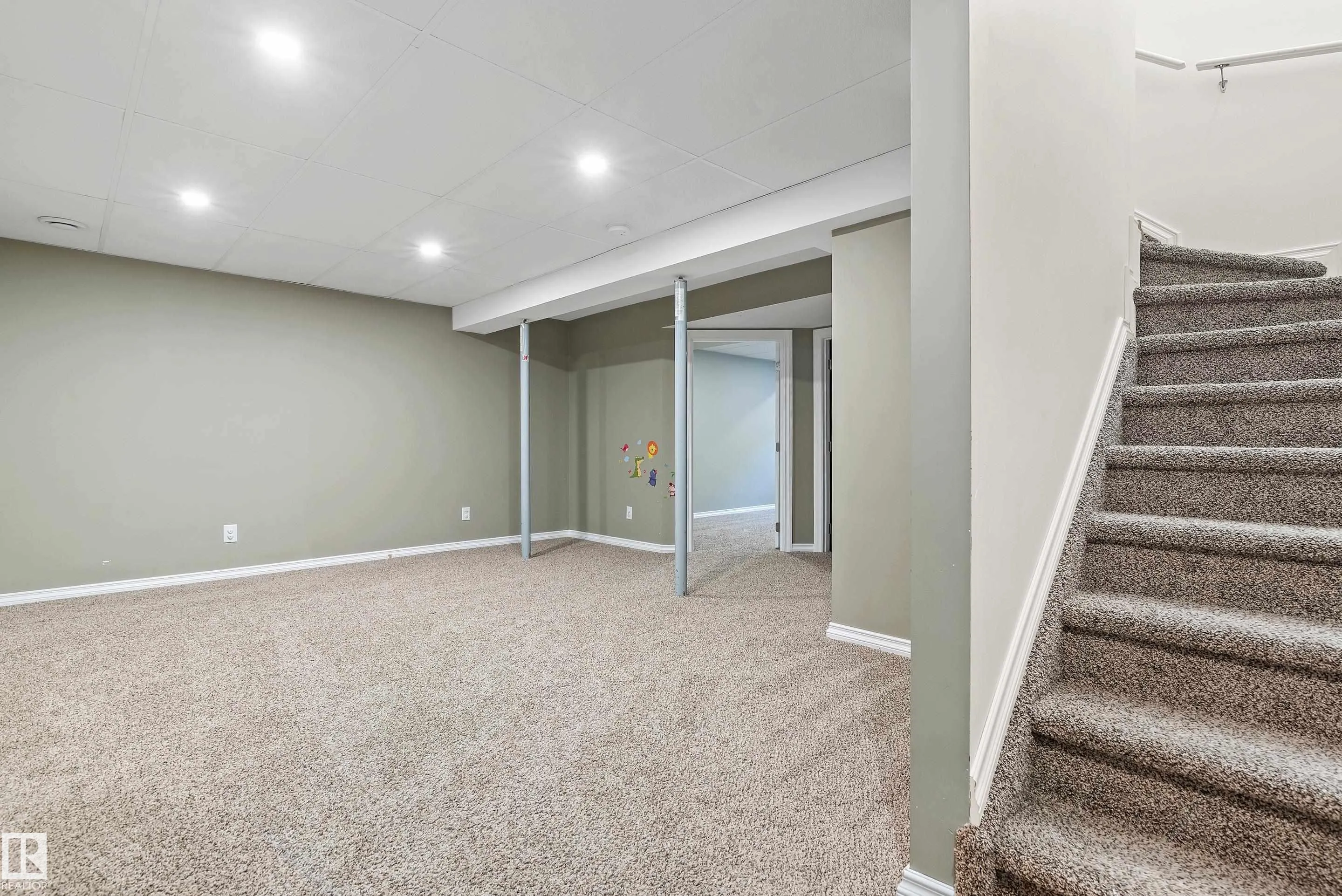 1301 CUNNINGHAM Drive
