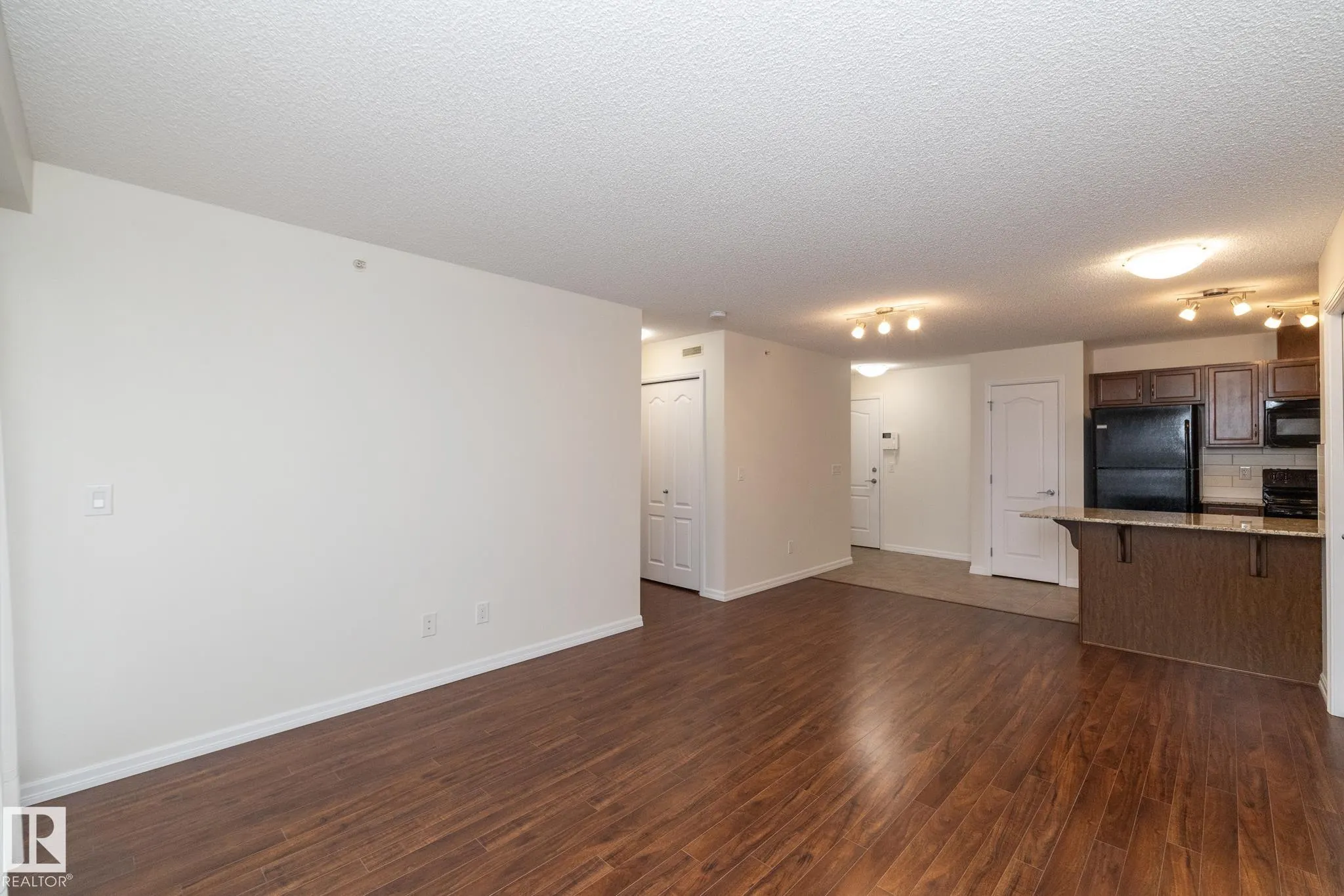 273 CHARLOTTE Way