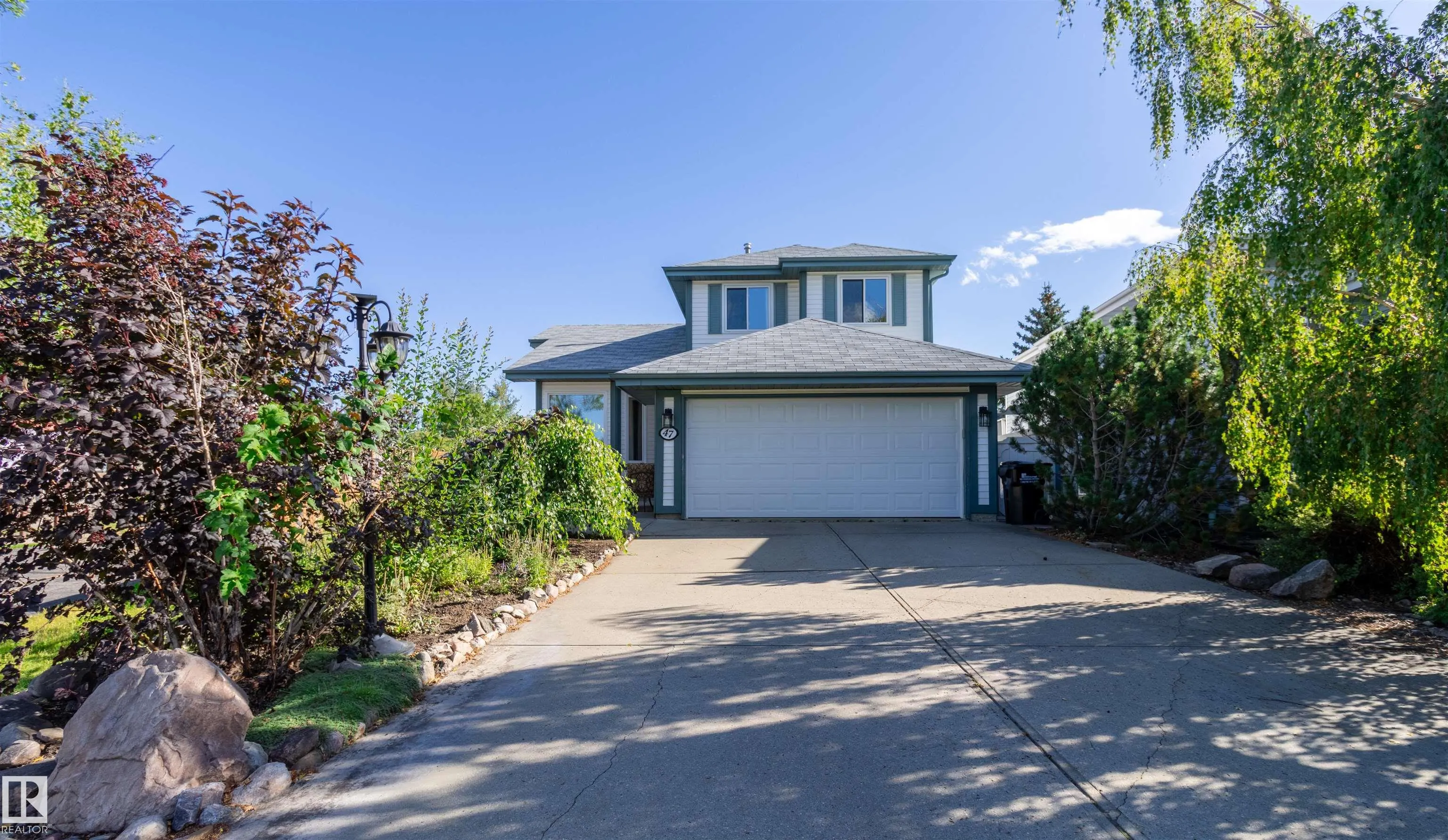 47 LILAC Crescent