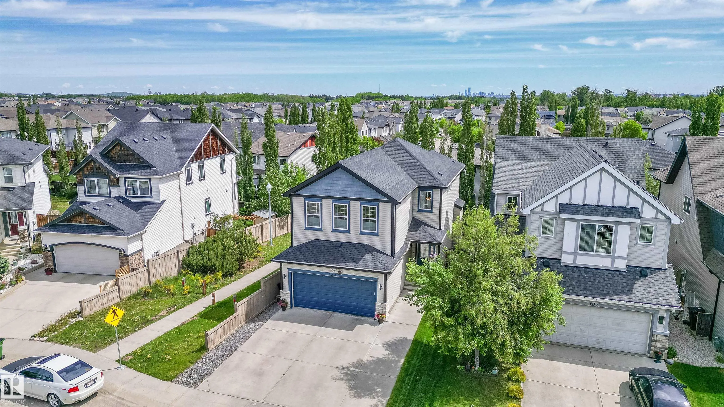 1241 SECORD LANDING Landing