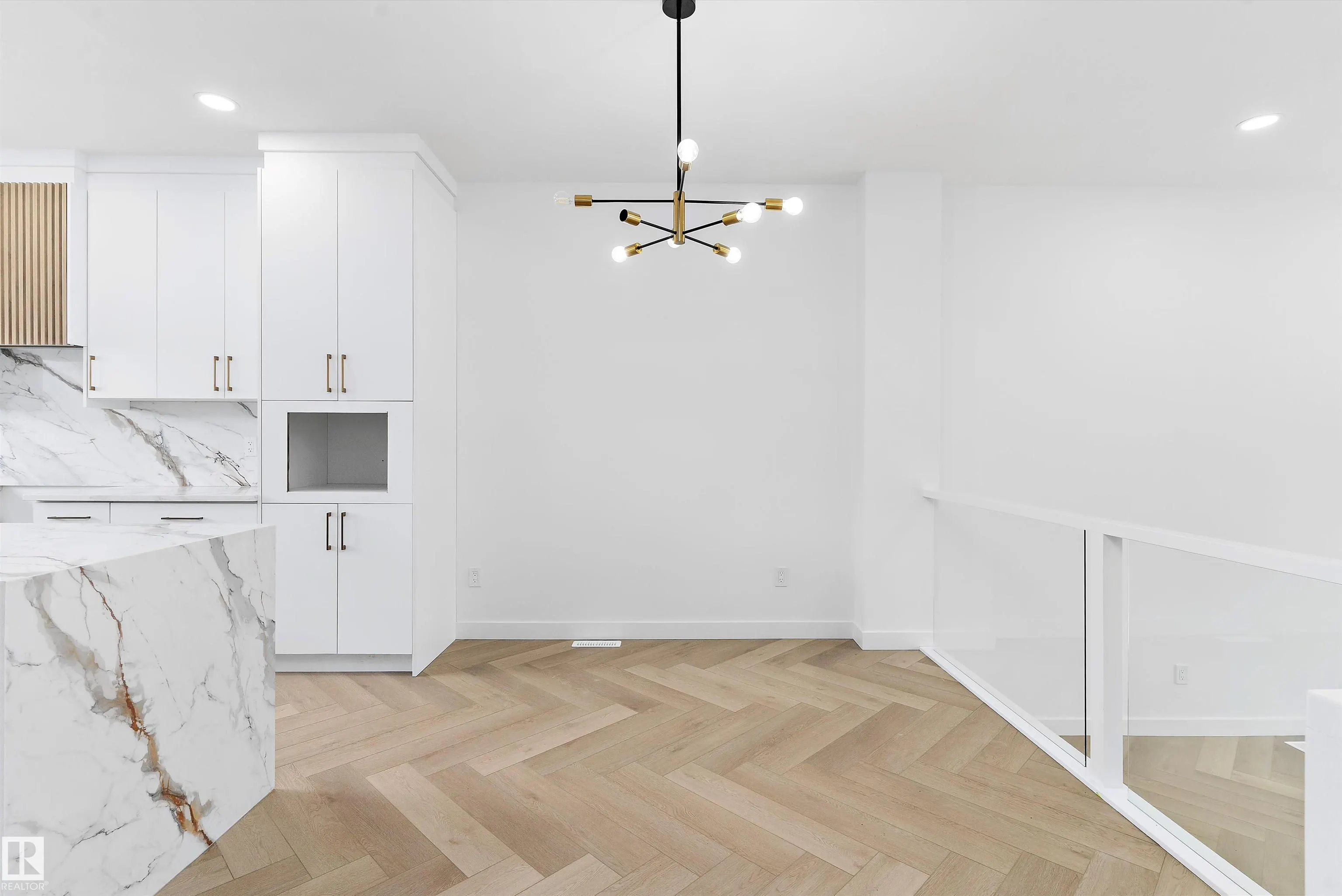 838 NORTHERN HARRIER Lane