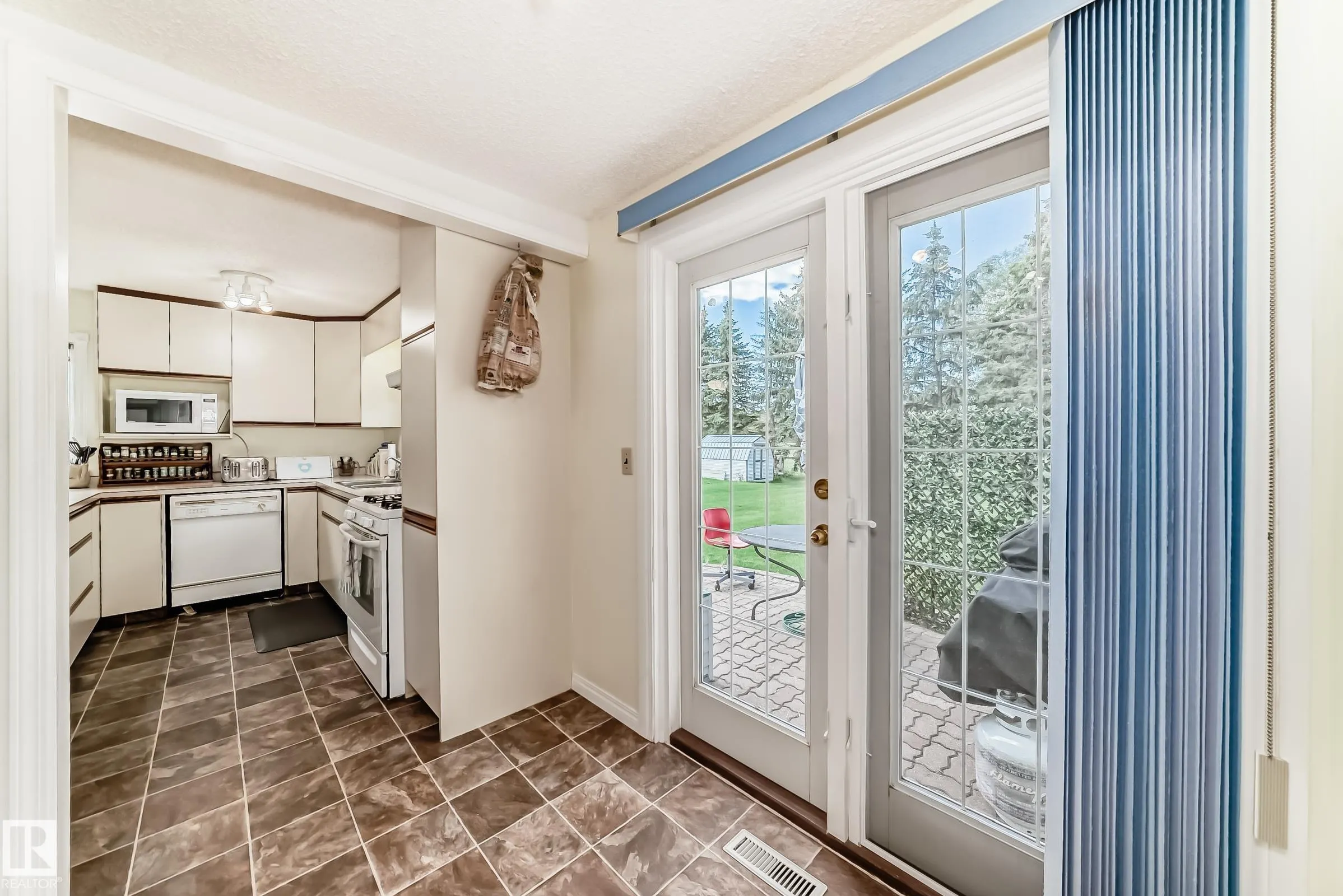 52316 RGE RD 274