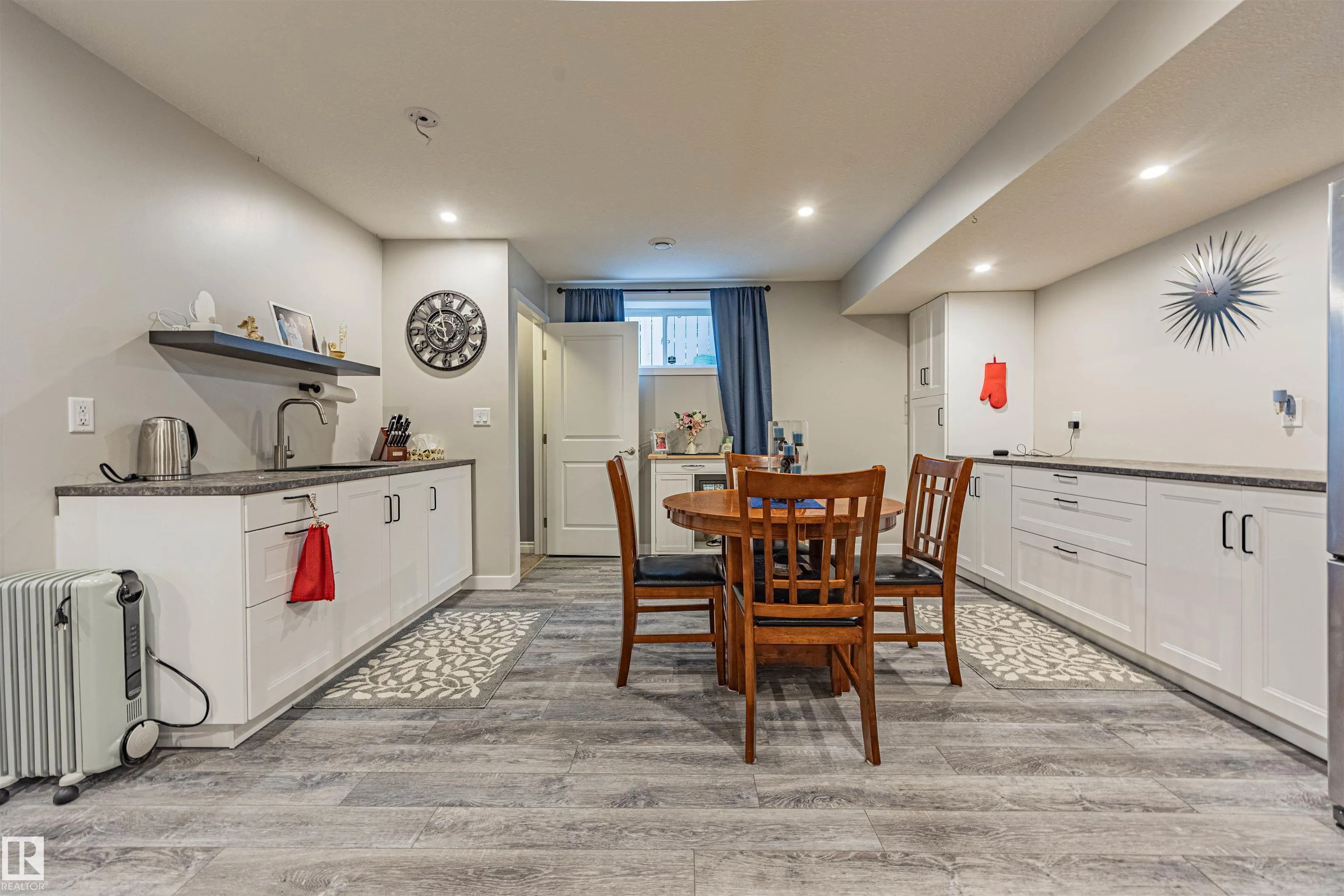 387 Simpkins Wynd